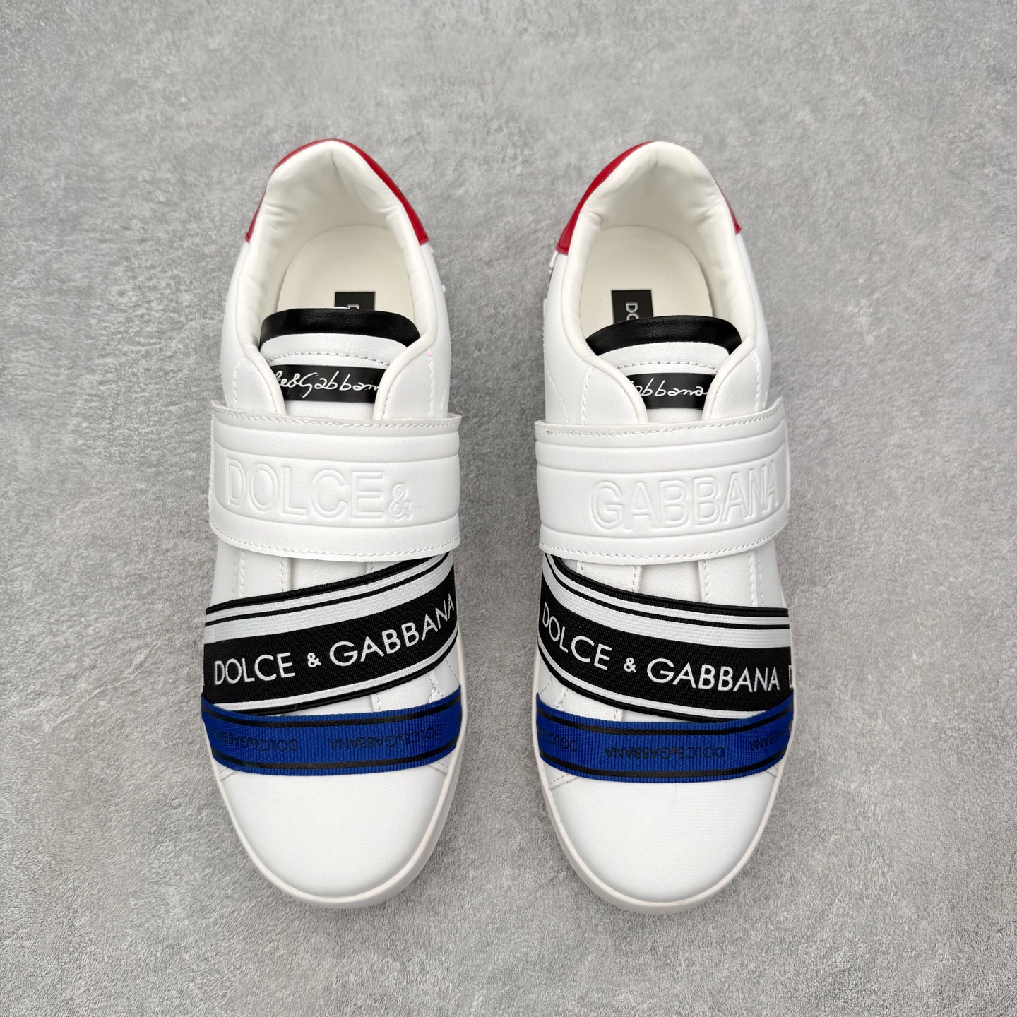 ＃CX DG杜嘉班纳 Portofino 小牛皮平底系带低帮板鞋 1985年，出生于意大利的设计师 Do