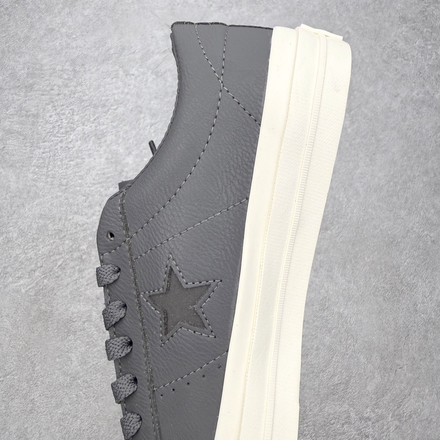 Converse One Star SNL 灰色匡威木村一星复古休闲滑板鞋经典鞋型提供舒适穿着感受 复古