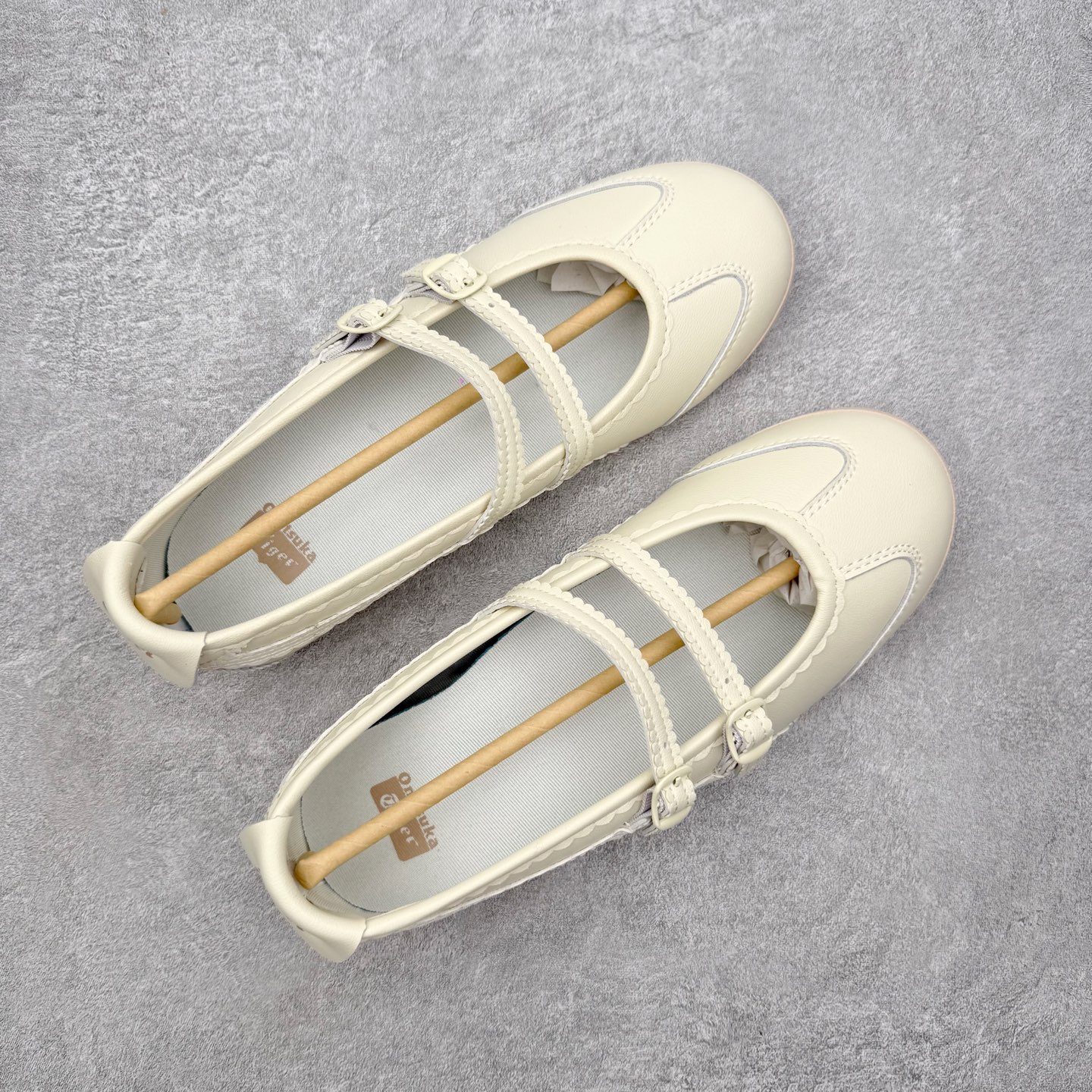 ＃C版 Onitsuka Tiger MEXICO TGRS 鬼冢虎平跟玛丽珍舞蹈鞋 款演绎芭蕾风潮整鞋