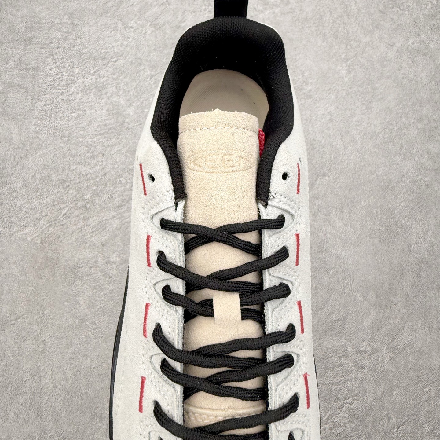 图片[5]-＃XN纯原 Keen Jasper Rocks SP 美国人气户外品牌-科恩贾斯珀都市系列复古低帮系带户外风露营徒步登山运动训练鞋 采用反绒鞋面 鞋带系绑系统 微纤维面料内衬 刀切纹鞋底 集防滑、耐磨、透气、保暖于一体 原楦型开发纸版 采用固色翻毛皮鞋面材质 内嵌高密度EVA发泡缓震脚垫 外置一体式包裹防滑防剐蹭耐磨橡胶大底 向经典的90年代致敬 山系神级鞋履 尺码：35.5 36 37 37.5 38 38.5 39 39.5 40 40.5 41 42 42.5 43 44-选品中心