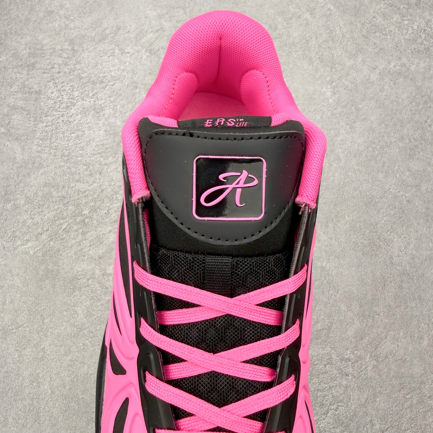 Reebok Angel Reese 1 “Mebounds” 锐步安吉尔里斯一代舒适百搭篮球鞋 从健身