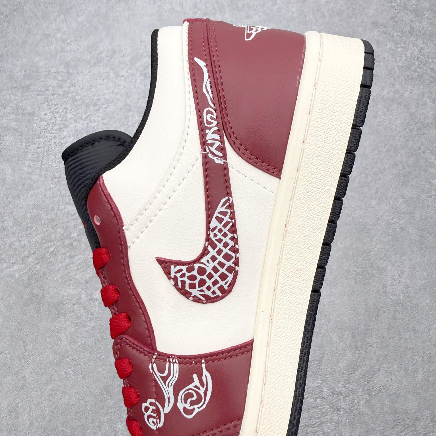 福利特价 手慢无👋🏻👋🏻👋🏻Air Jordan 1 Low 原厂内置气垫魔块 A模大底 头层小牛皮鞋舌