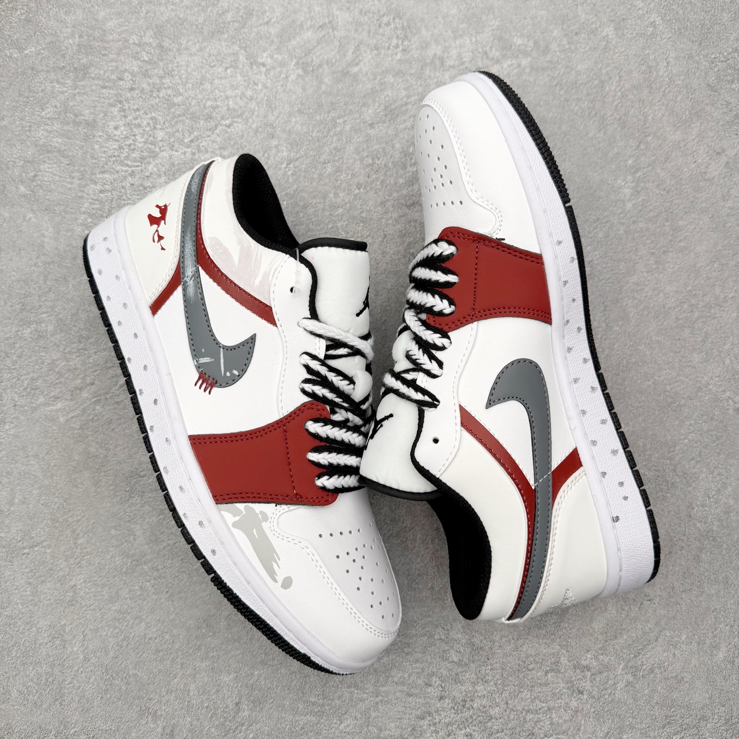 福利特价 手慢无👋🏻👋🏻👋🏻Air Jordan 1 Low 原厂内置气垫魔块 A模大底 头层小牛皮鞋舌
