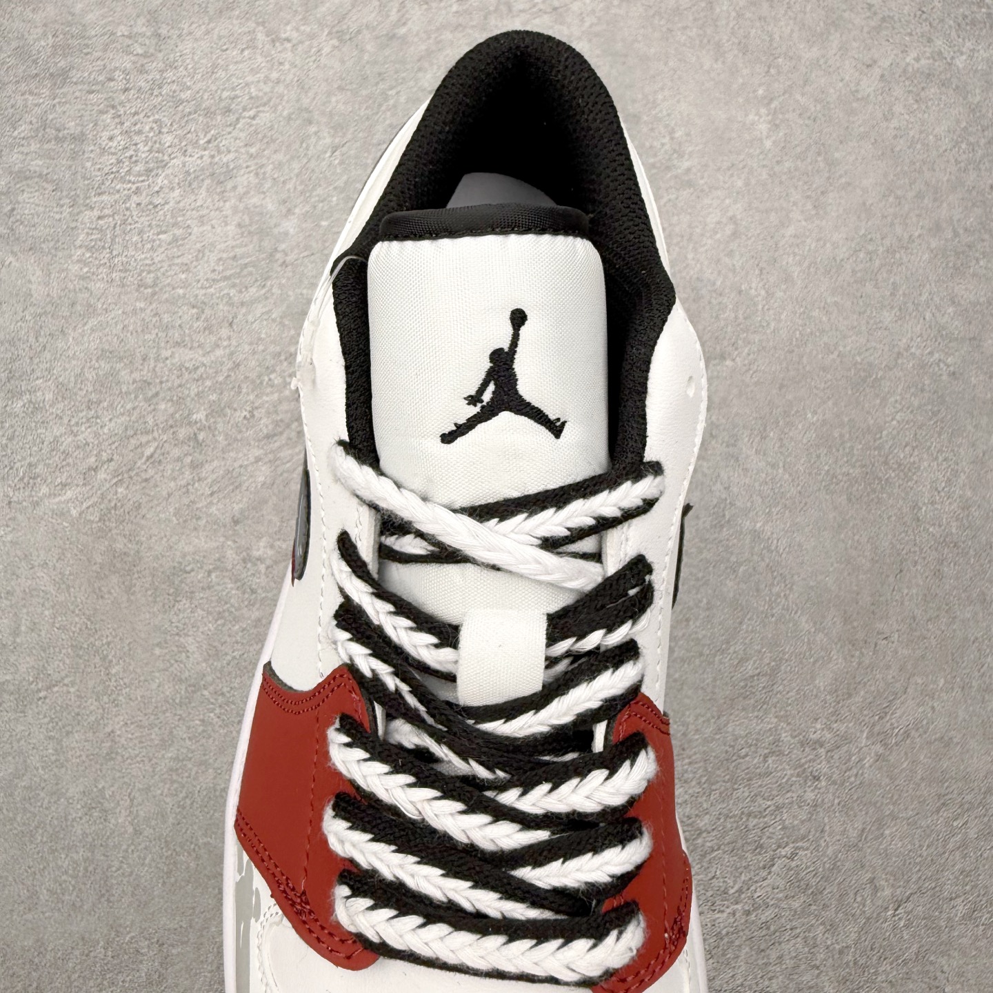 福利特价 手慢无👋🏻👋🏻👋🏻Air Jordan 1 Low 原厂内置气垫魔块 A模大底 头层小牛皮鞋舌
