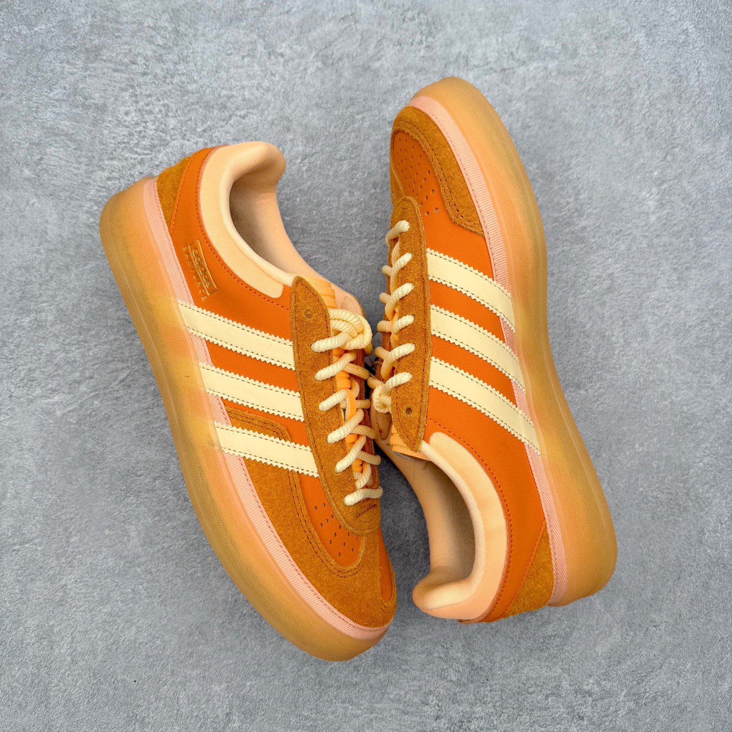 ＃神版 Bad Bunny x AD Gazelle Indoor Trainers 坏痞兔联名羚羊内训