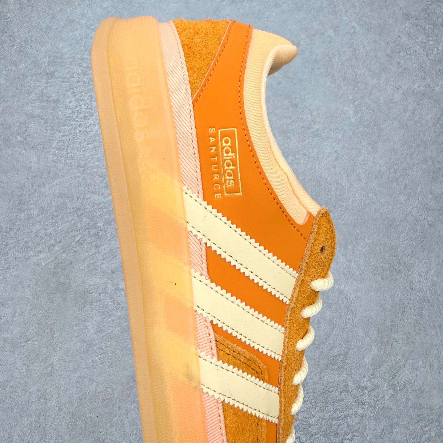 ＃神版 Bad Bunny x AD Gazelle Indoor Trainers 坏痞兔联名羚羊内训
