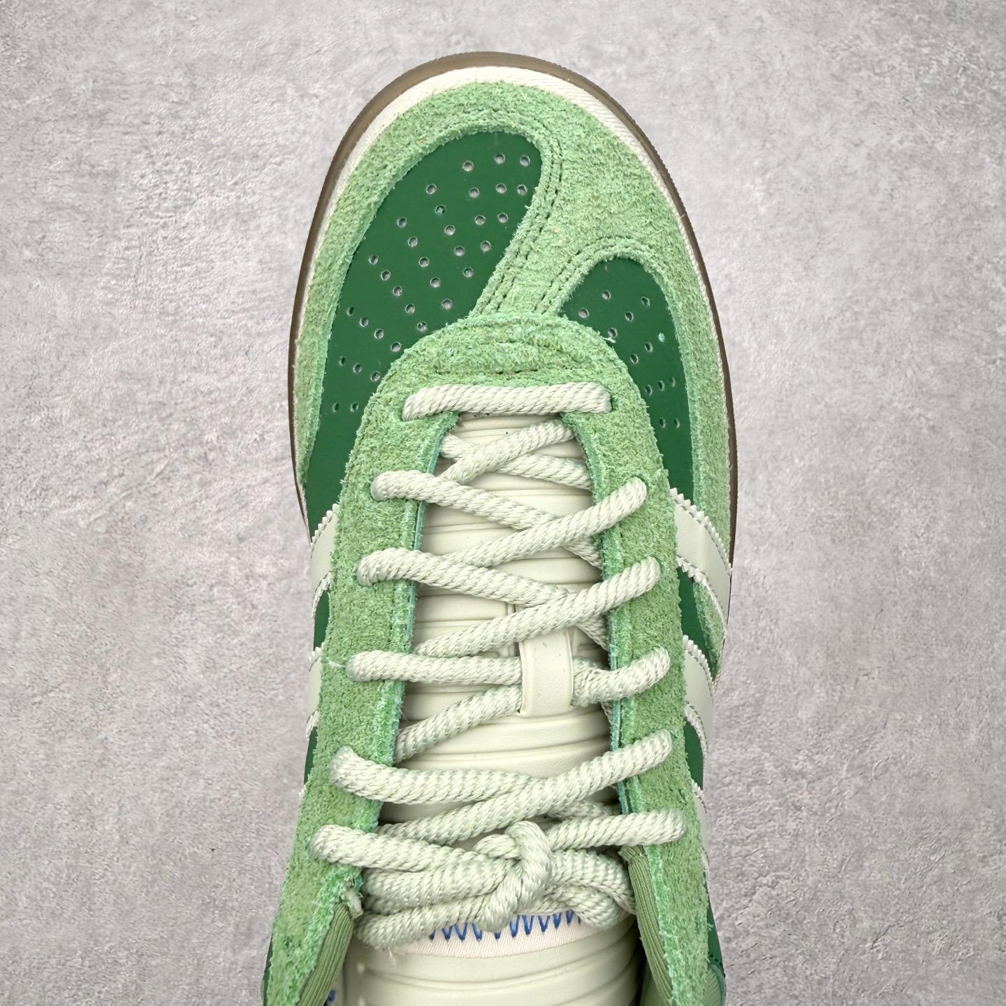 ＃神版 Bad Bunny x AD Gazelle Indoor Trainers 坏痞兔联名羚羊内训