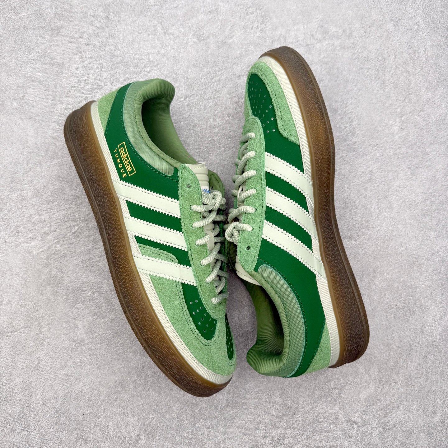 ＃神版 Bad Bunny x AD Gazelle Indoor Trainers 坏痞兔联名羚羊内训