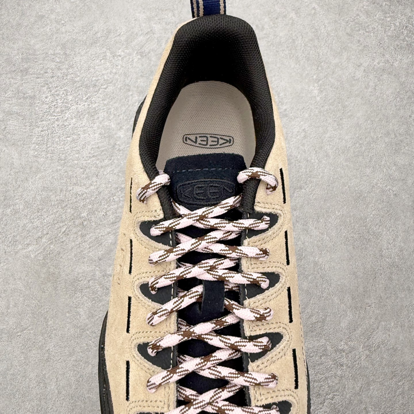 ＃神版 Keen Jasper Zionic 皮革绒面复古拼色系带登山徒步鞋 这双鞋不仅传承了KEEN自