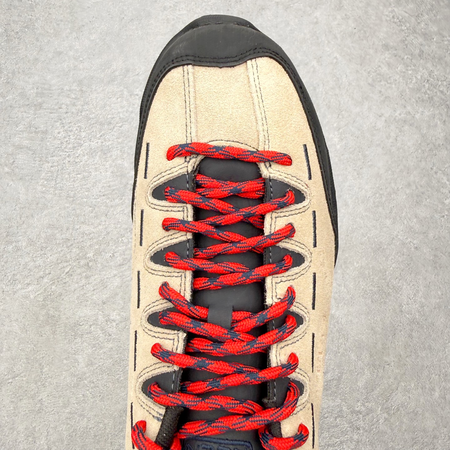 ＃神版 Keen Jasper Zionic 皮革绒面复古拼色系带登山徒步鞋 这双鞋不仅传承了KEEN自