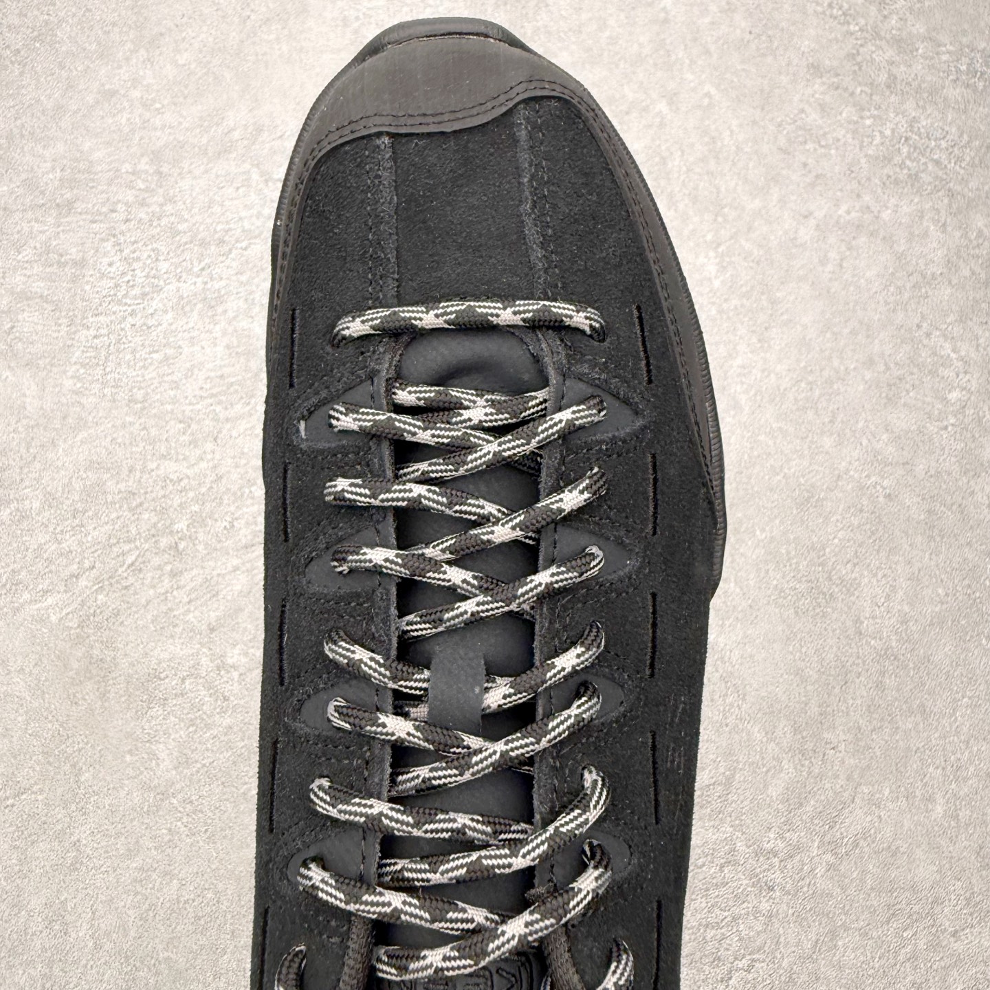 ＃神版 Keen Jasper Zionic 皮革绒面复古拼色系带登山徒步鞋 这双鞋不仅传承了KEEN自