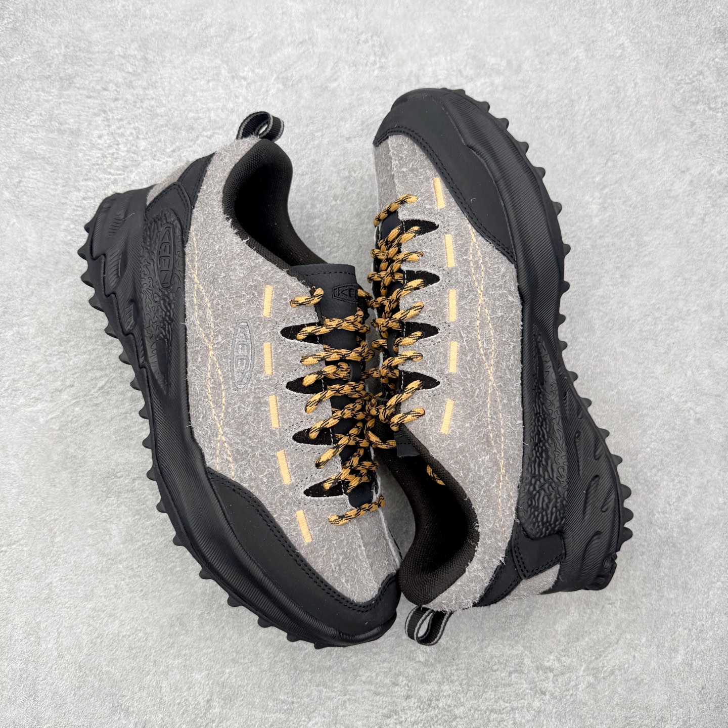 ＃神版 Keen Jasper Zionic 皮革绒面复古拼色系带登山徒步鞋 这双鞋不仅传承了KEEN自