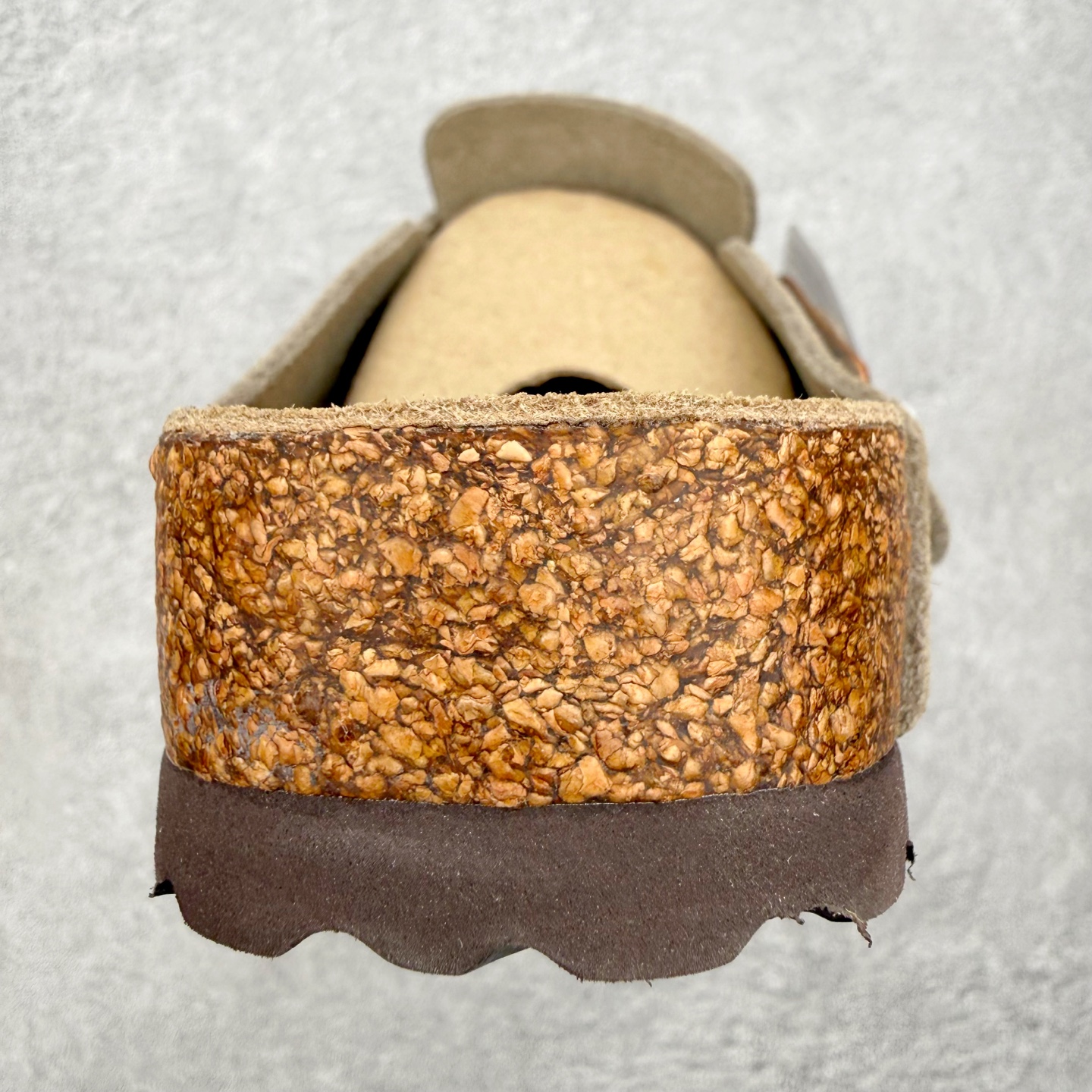 ＃GX Birkenstock Boston VL 勃肯绒面金属针扣软木底包头拖鞋 牛皮绒面革质地柔软 