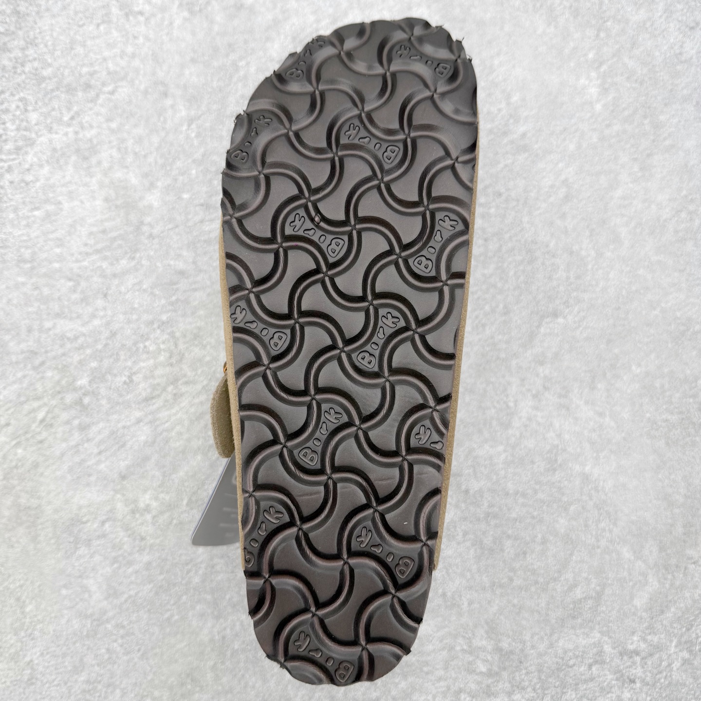 ＃GX Birkenstock Boston VL 勃肯绒面金属针扣软木底包头拖鞋 牛皮绒面革质地柔软 