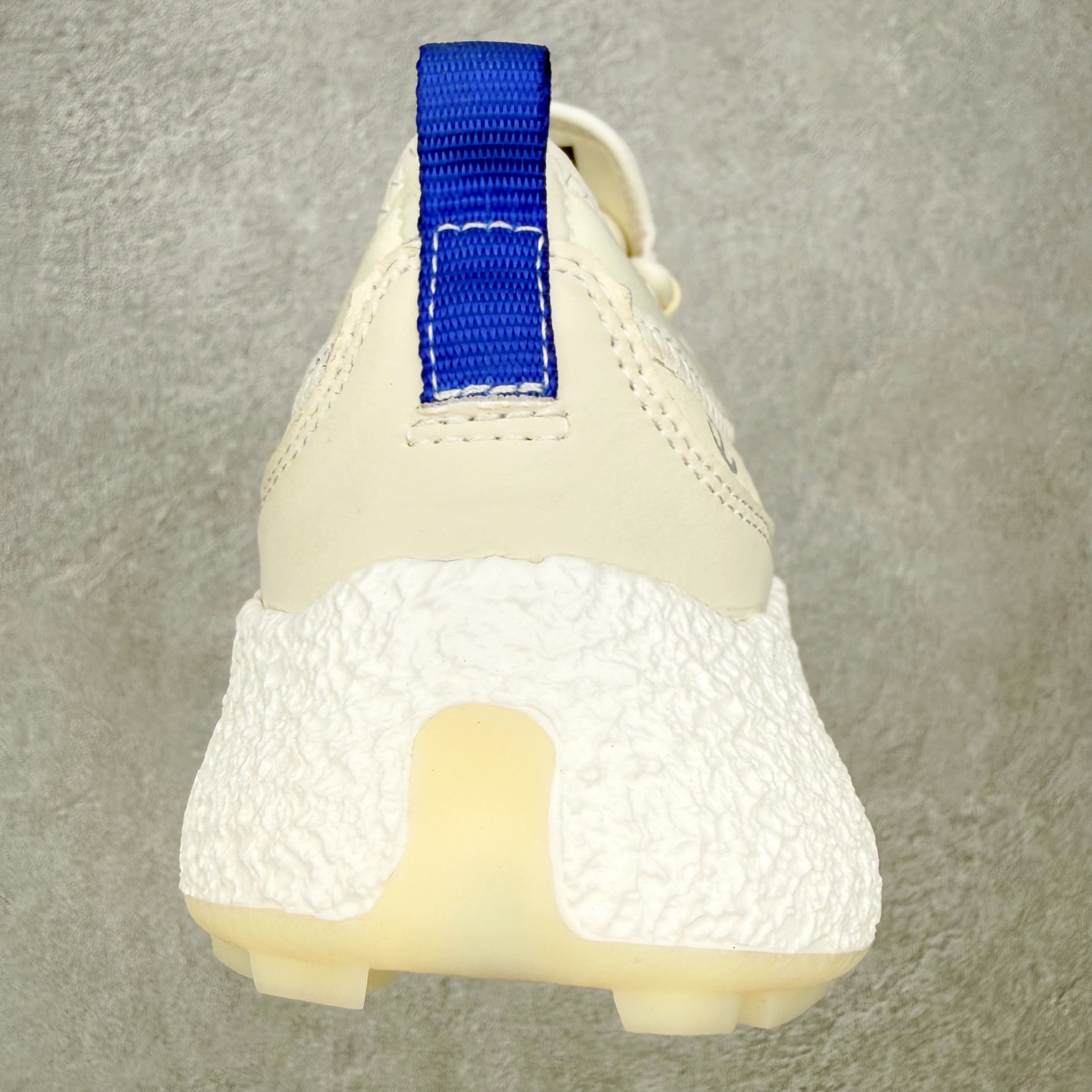 Ecco爱步 GOLF BIOM H5 百搭潮流 耐磨 低帮 高尔夫球鞋 男款 鞋面采用透气网面和多种材