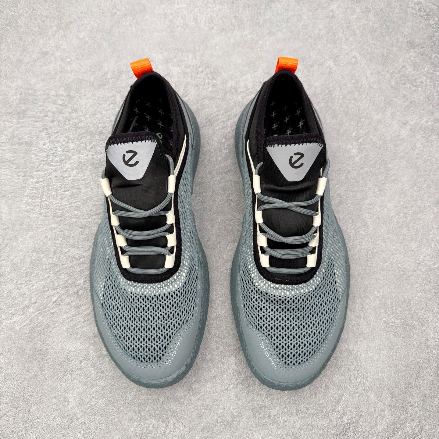 Ecco爱步 GOLF BIOM H5 百搭潮流 耐磨 低帮 高尔夫球鞋 男款 鞋面采用透气网面和多种材