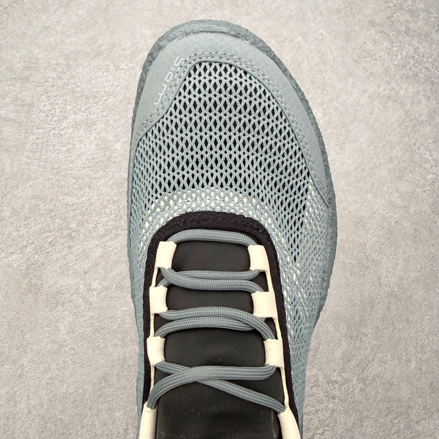 Ecco爱步 GOLF BIOM H5 百搭潮流 耐磨 低帮 高尔夫球鞋 男款 鞋面采用透气网面和多种材