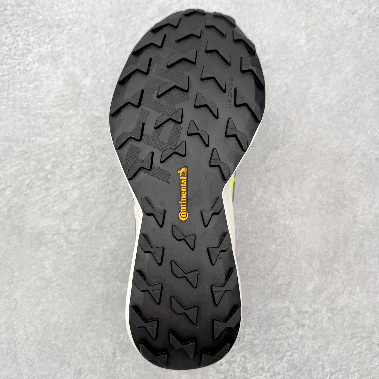 AD TERREX Agravic Speed Ultra 2 JS3534 专业越野跑鞋 橙白黑 旗舰