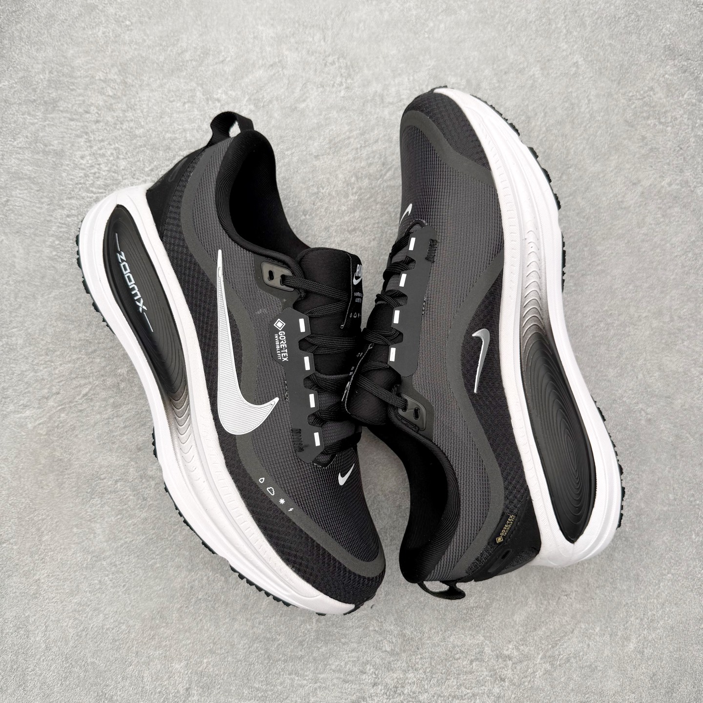 ＃QD纯原 Nike Zoom Vomero 18 GORE-TEX Black Metallic Si