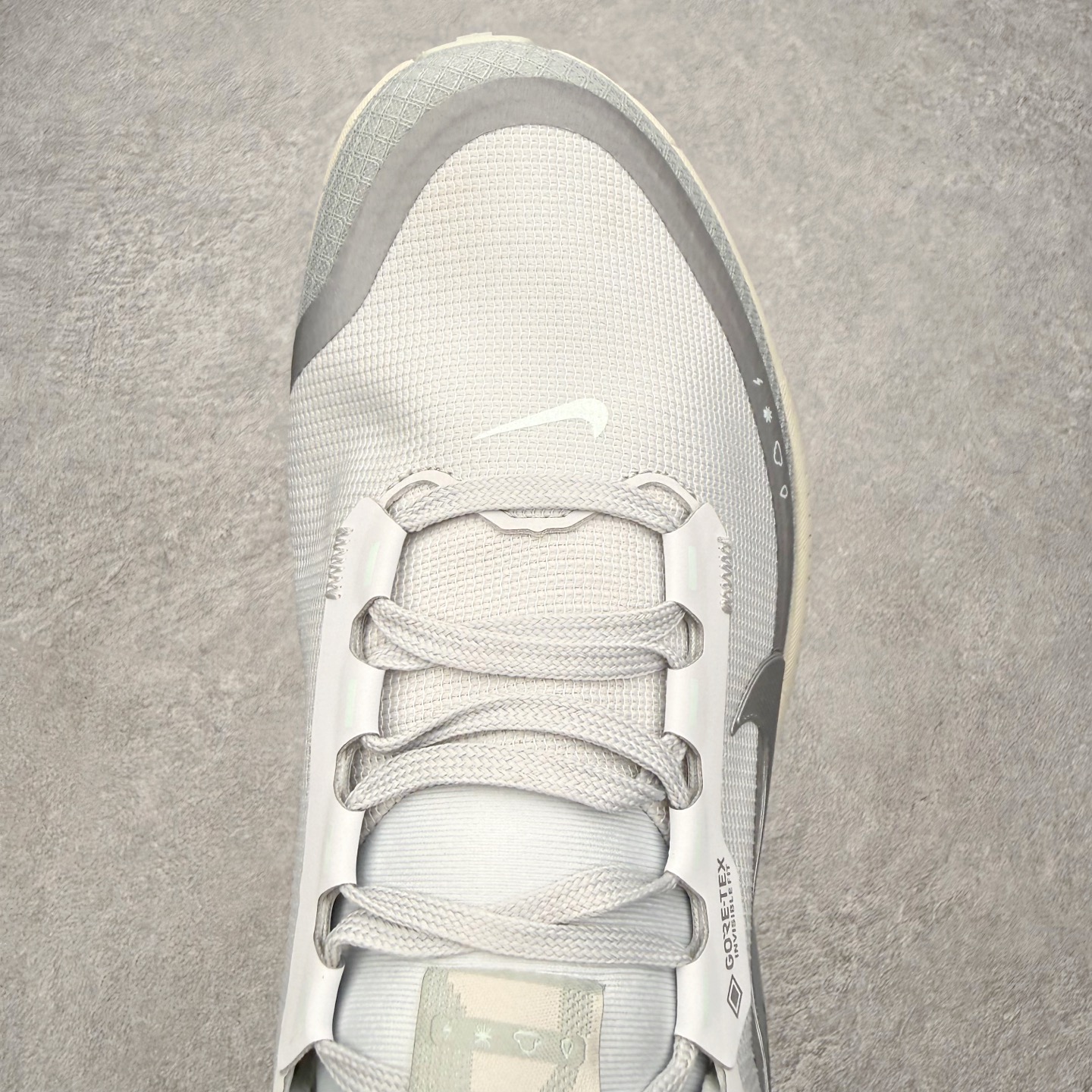 ＃QD纯原 Nike Vomero 18 GTX GORE-TEX Pure Platinum Meta
