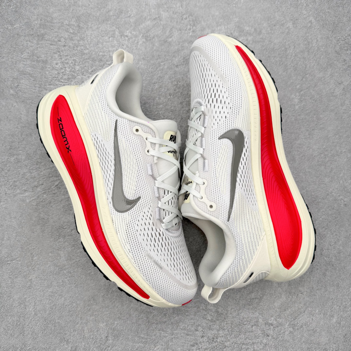 ＃QD纯原 Nike Air Zoom Vomero 18 Platinum Tint Siren Re