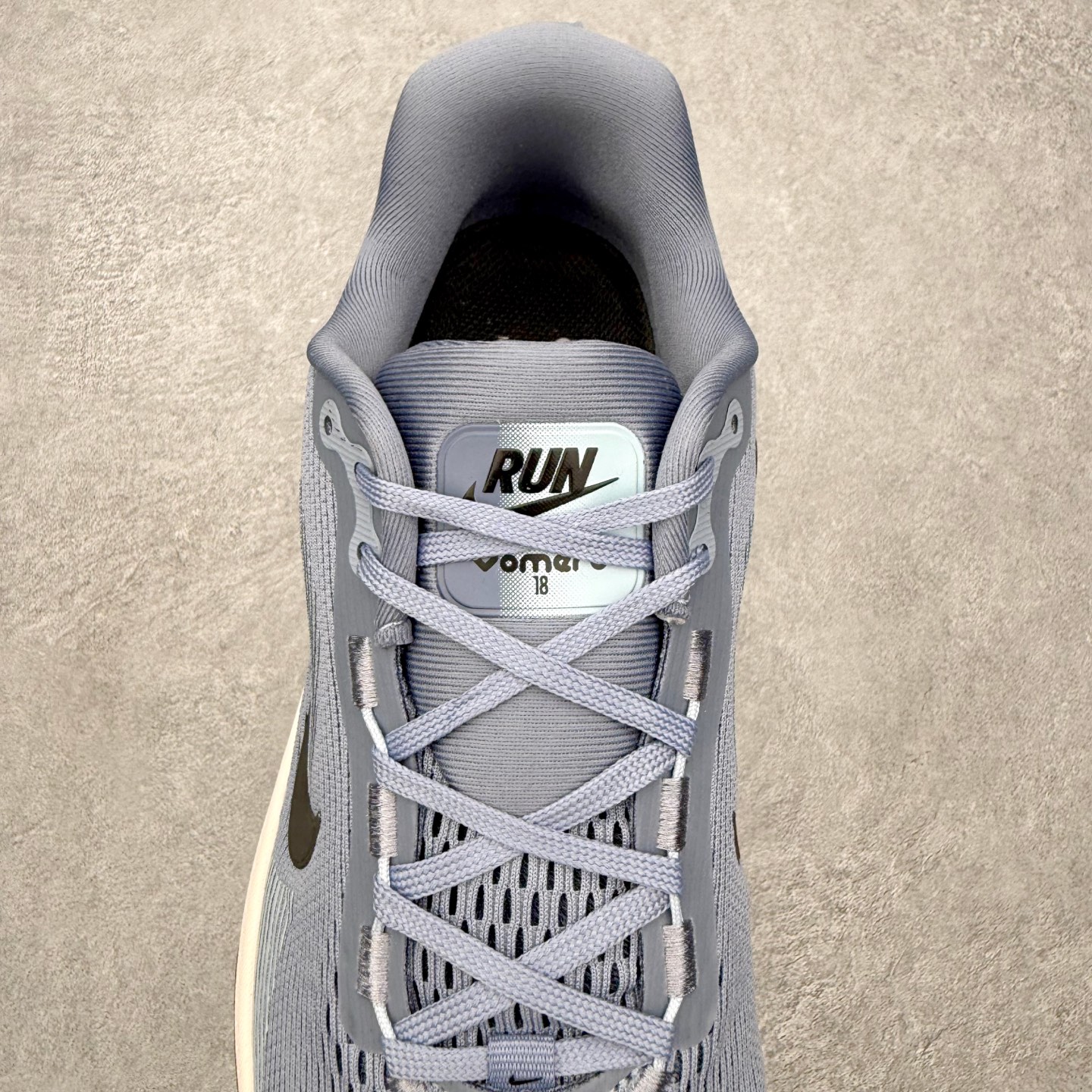 ＃QD纯原 Nike Air Zoom Vomero 18 Ashen Slate Diffused B