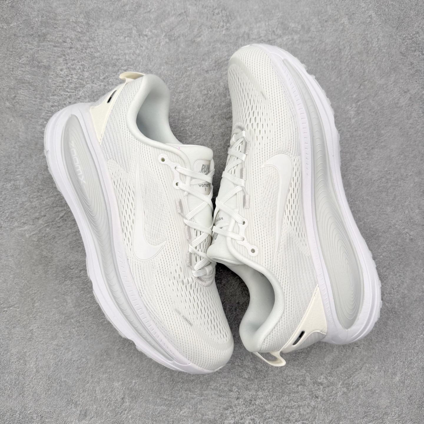 ＃QD纯原 Nike Air Zoom Vomero 18 White Photon Dust Summ
