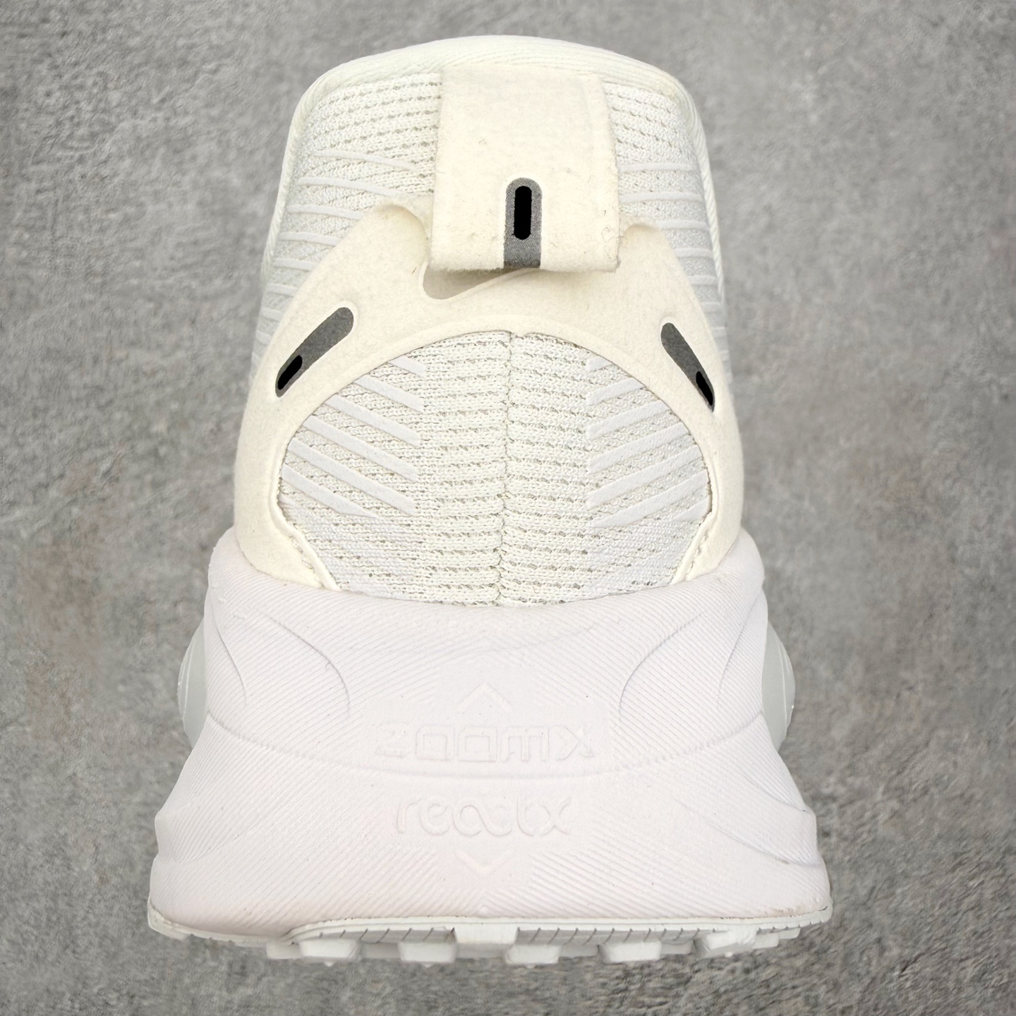 ＃QD纯原 Nike Air Zoom Vomero 18 White Photon Dust Summ