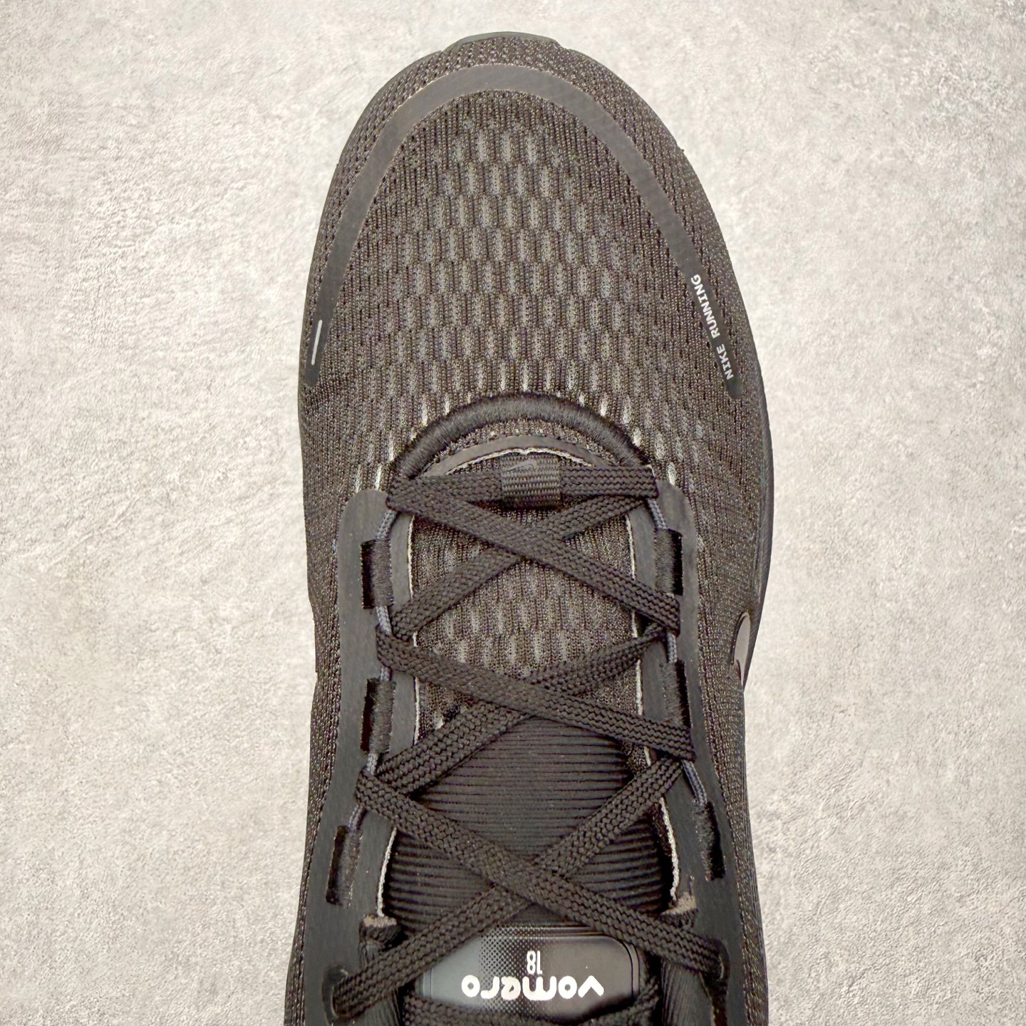 ＃QD纯原 Nike Air Zoom Vomero 18 Black Dark Smoke Grey 