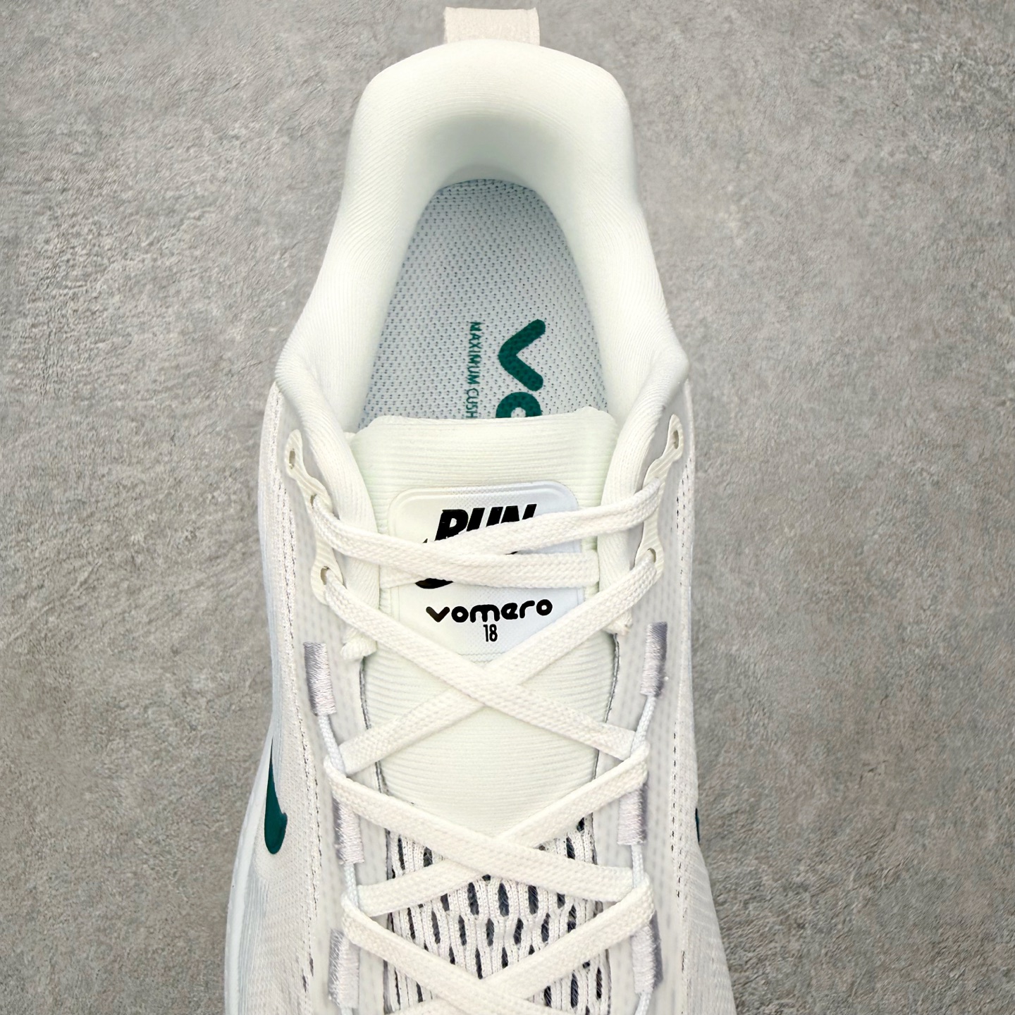 ＃QD纯原 Nike Air Zoom Vomero 18 Summit White Geode Tea