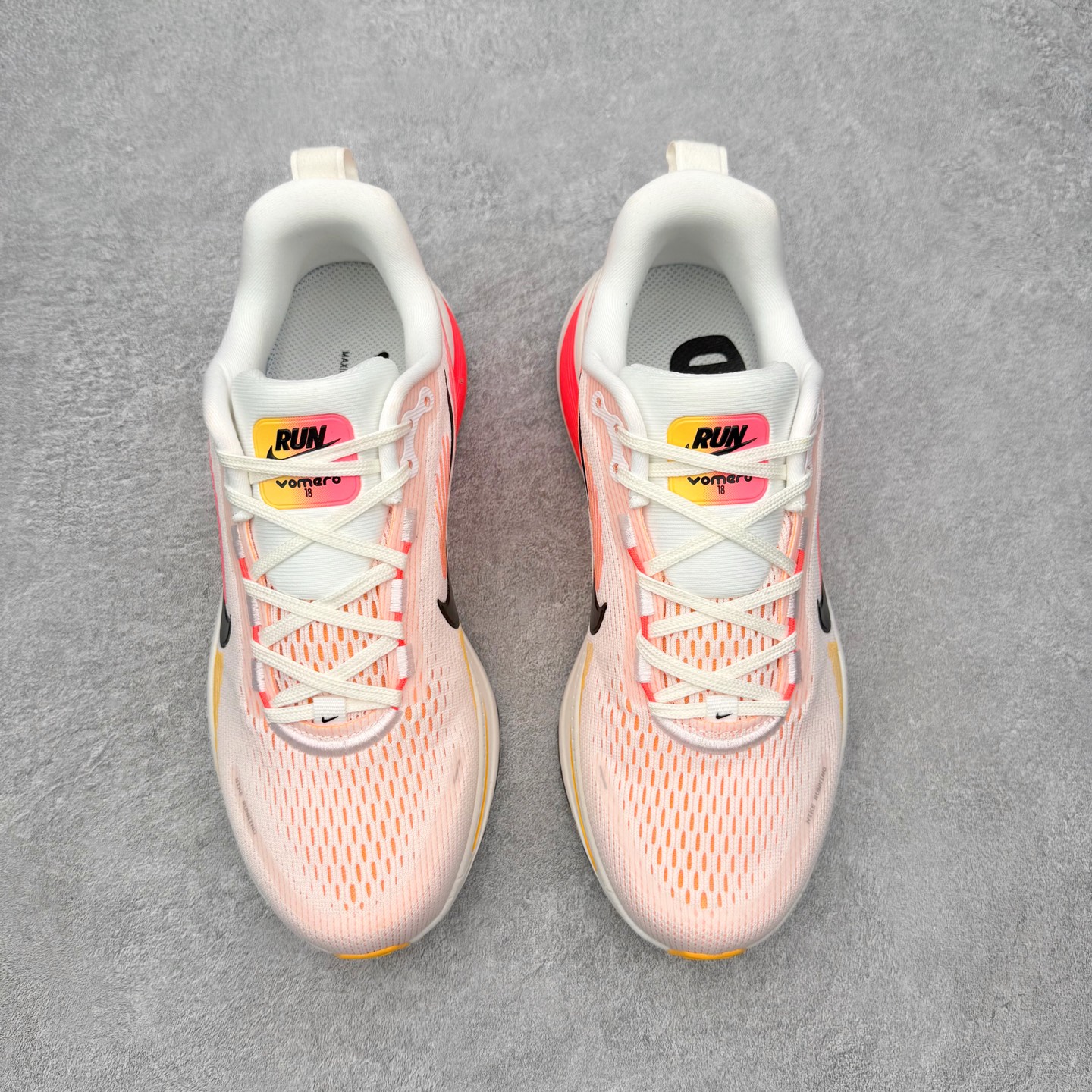 ＃QD纯原 Nike Air Zoom Vomero 18 Sail Bright Crimson La