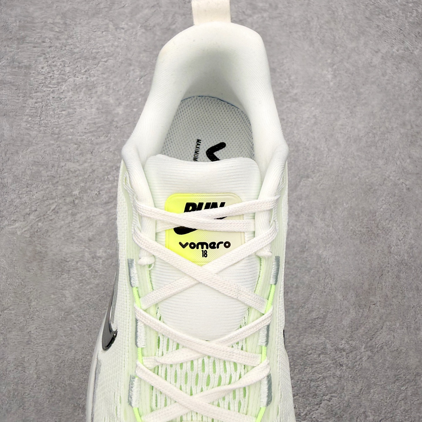 ＃QD纯原 Nike Air Zoom Vomero 18 Summit White Barely Vo