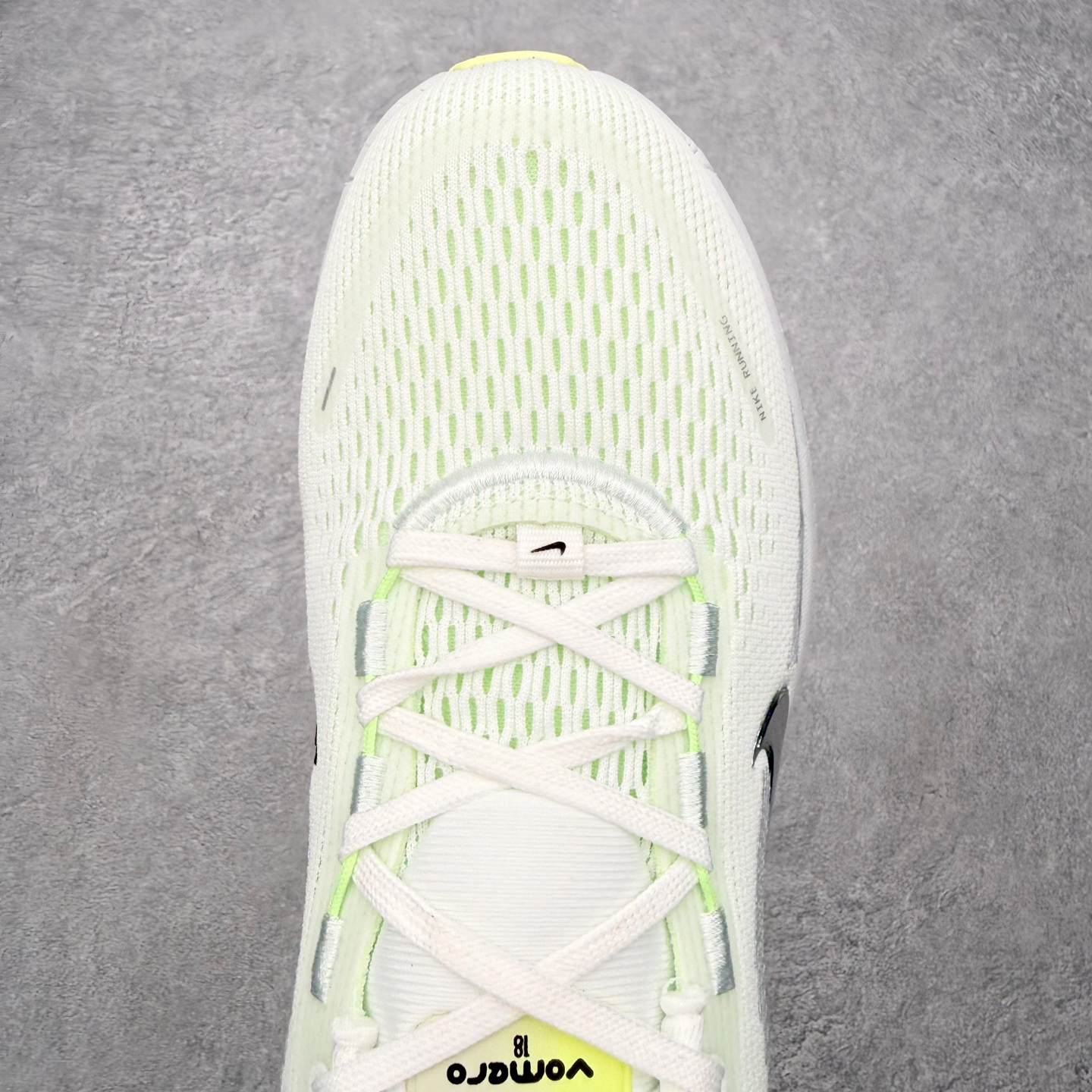 ＃QD纯原 Nike Air Zoom Vomero 18 Summit White Barely Vo