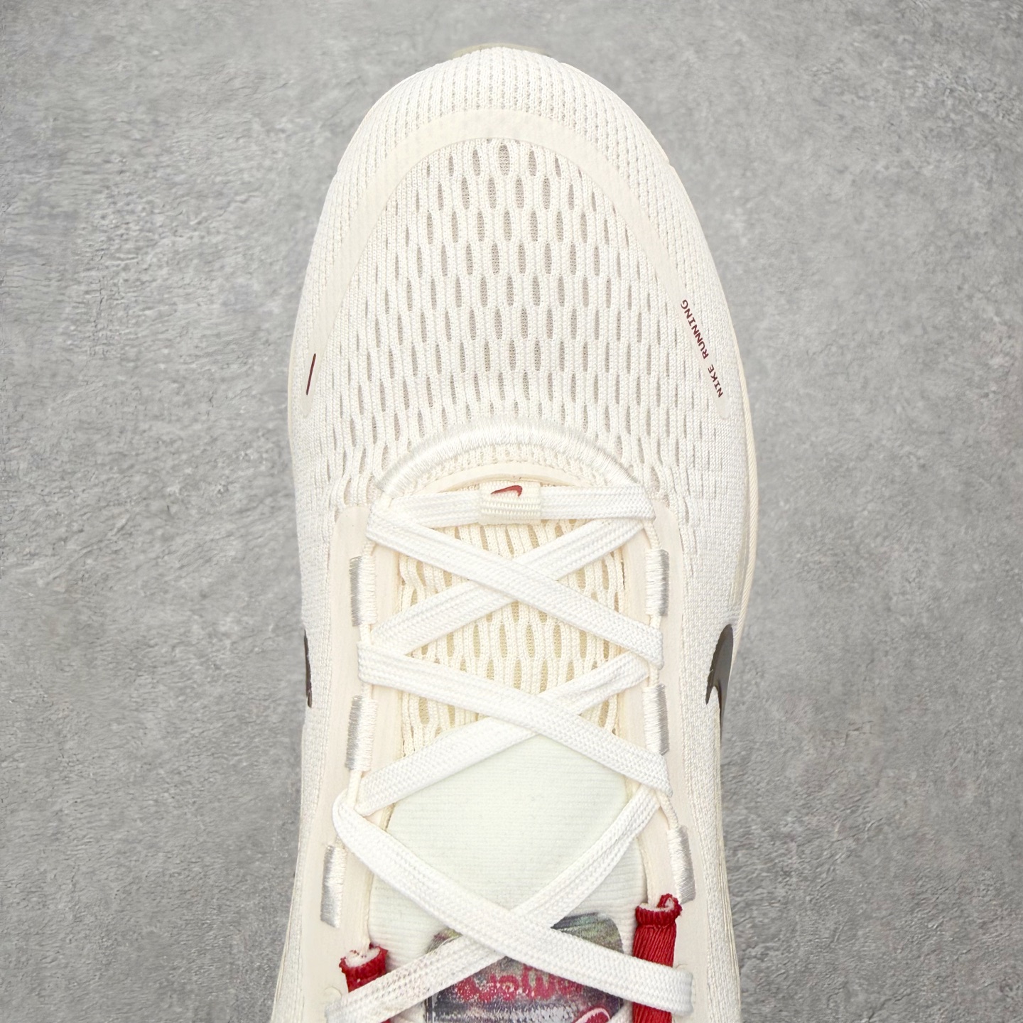 ＃QD纯原 Nike Air Zoom Vomero 18 Sail Bright Crimson La