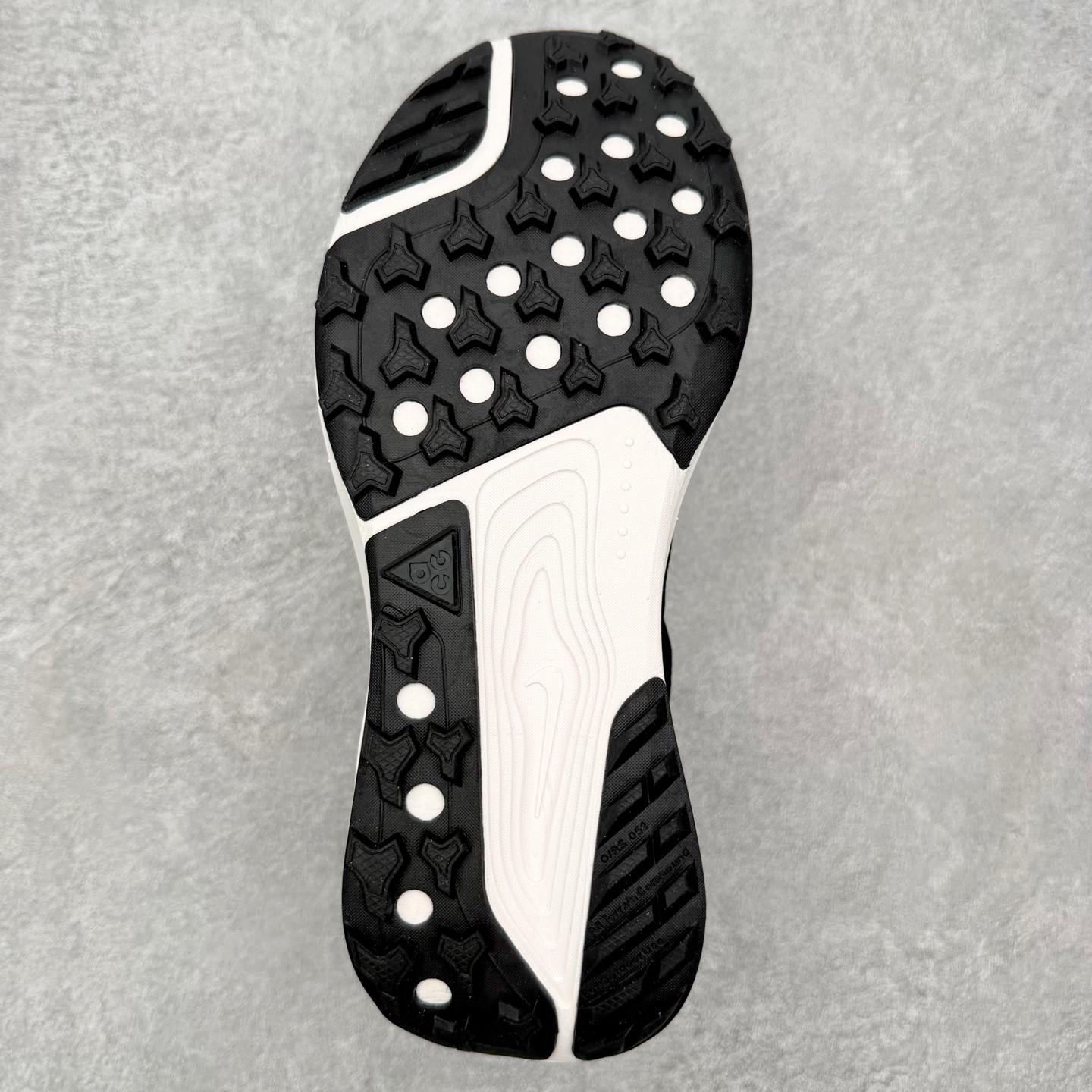 Nike ACG Pegasus Trail Black Summit White Anthracite