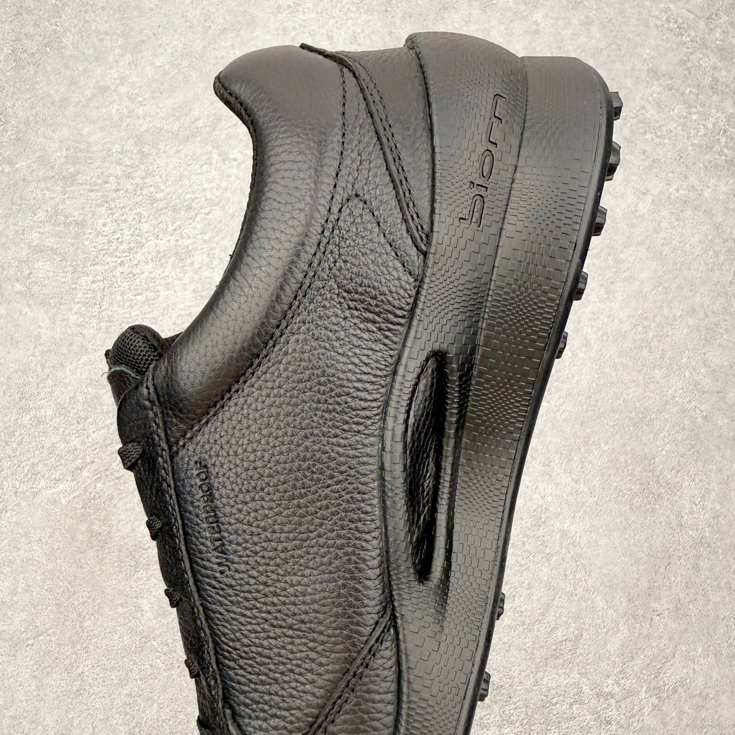 ecco爱步 Golf Biom Hybrid 皮革舒适简约耐磨低帮生活休闲鞋 ECCO以三大核心特征为