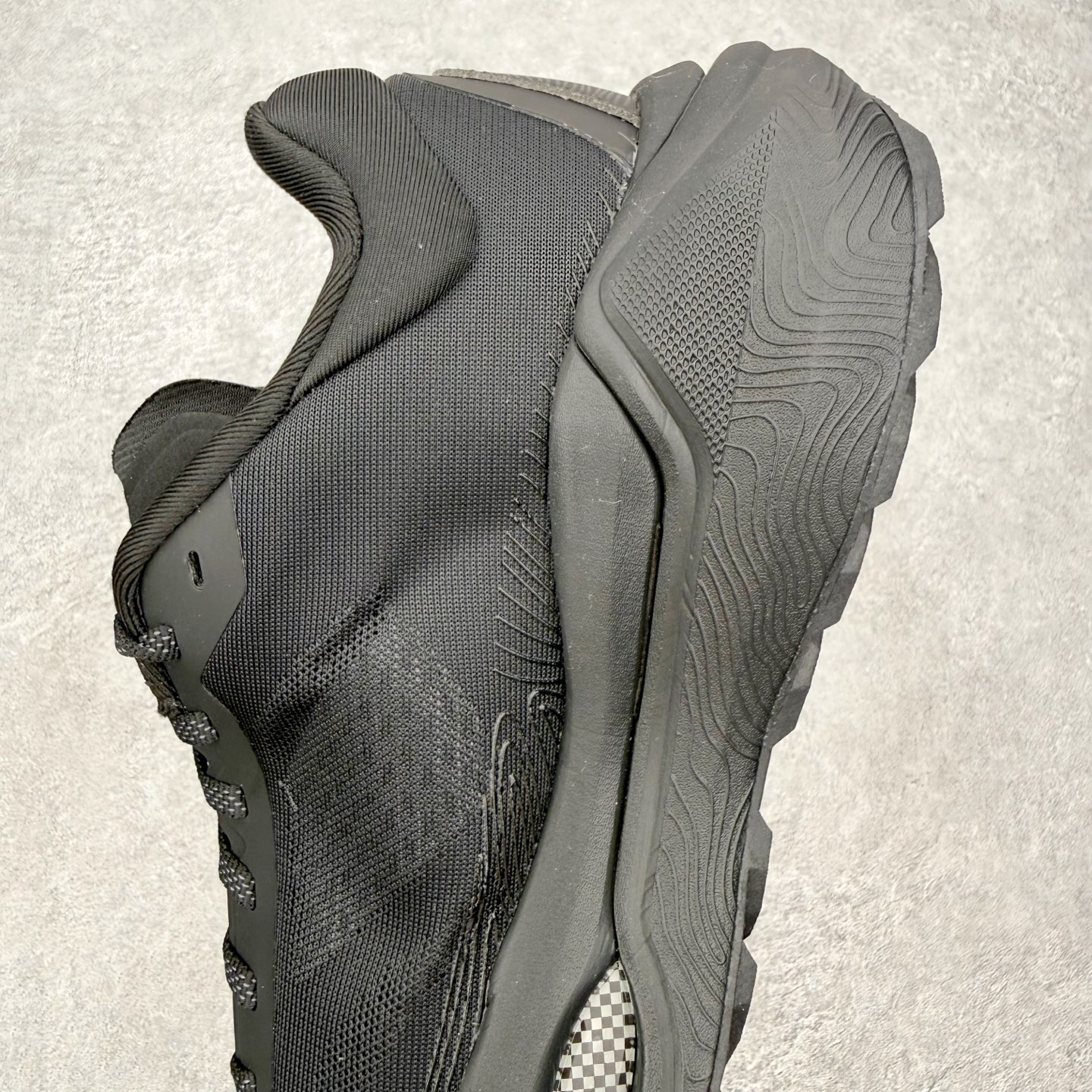 Under Armour UA安德玛户外运动舒适越野潮流耐磨防滑减震登山徒步鞋 品牌故事 Under A
