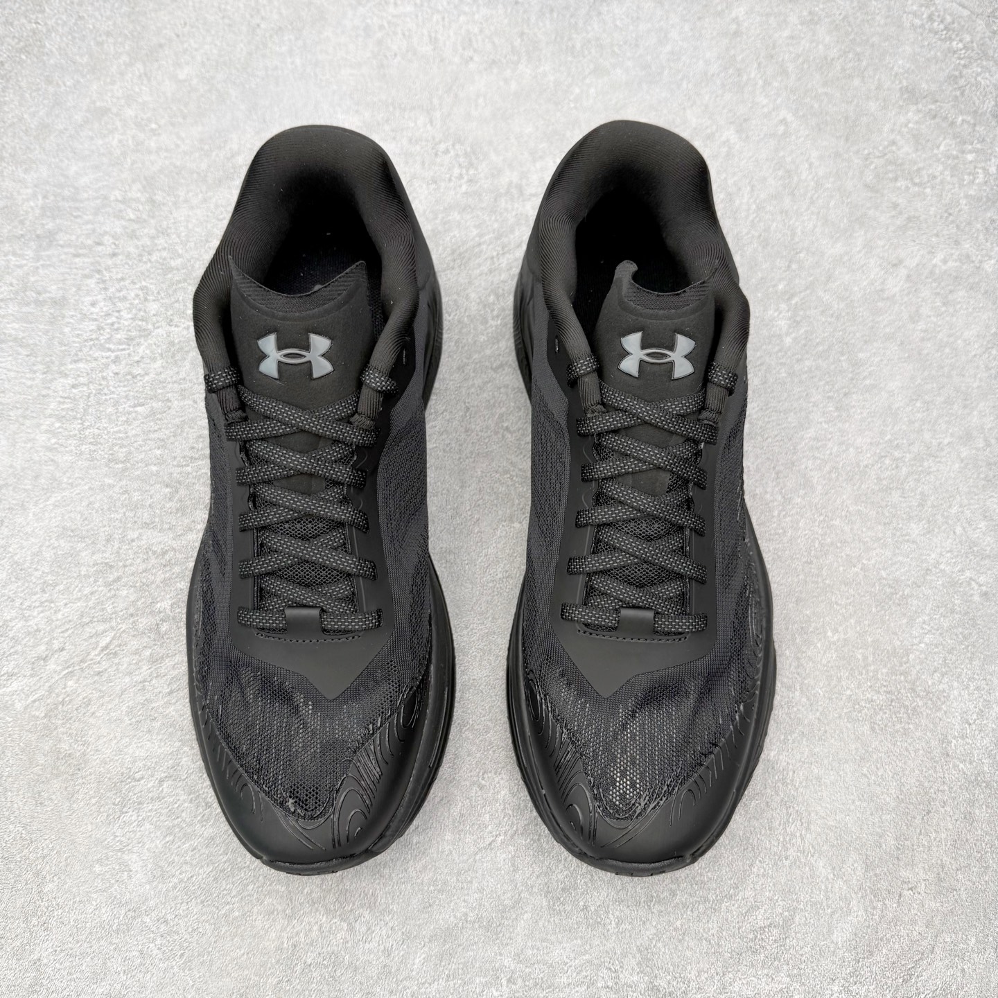 Under Armour UA安德玛户外运动舒适越野潮流耐磨防滑减震登山徒步鞋 品牌故事 Under A