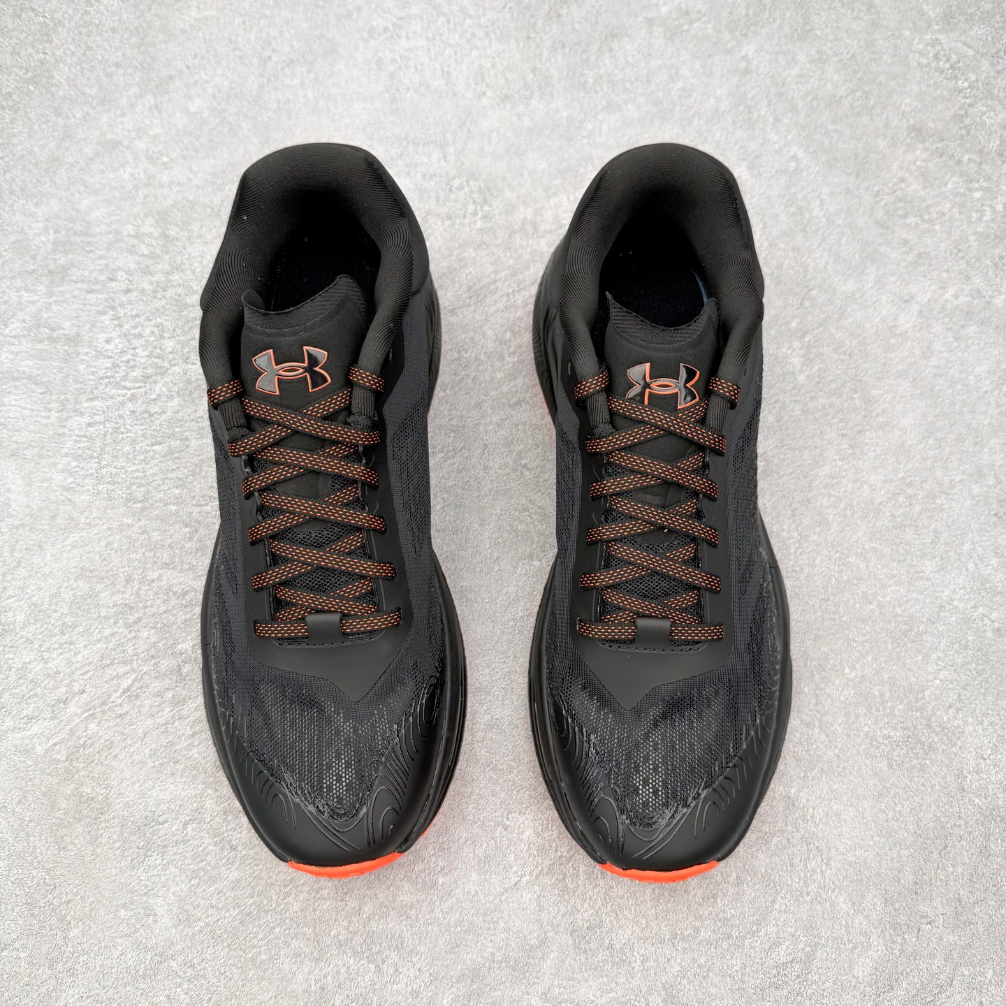 Under Armour UA安德玛户外运动舒适越野潮流耐磨防滑减震登山徒步鞋 品牌故事 Under A