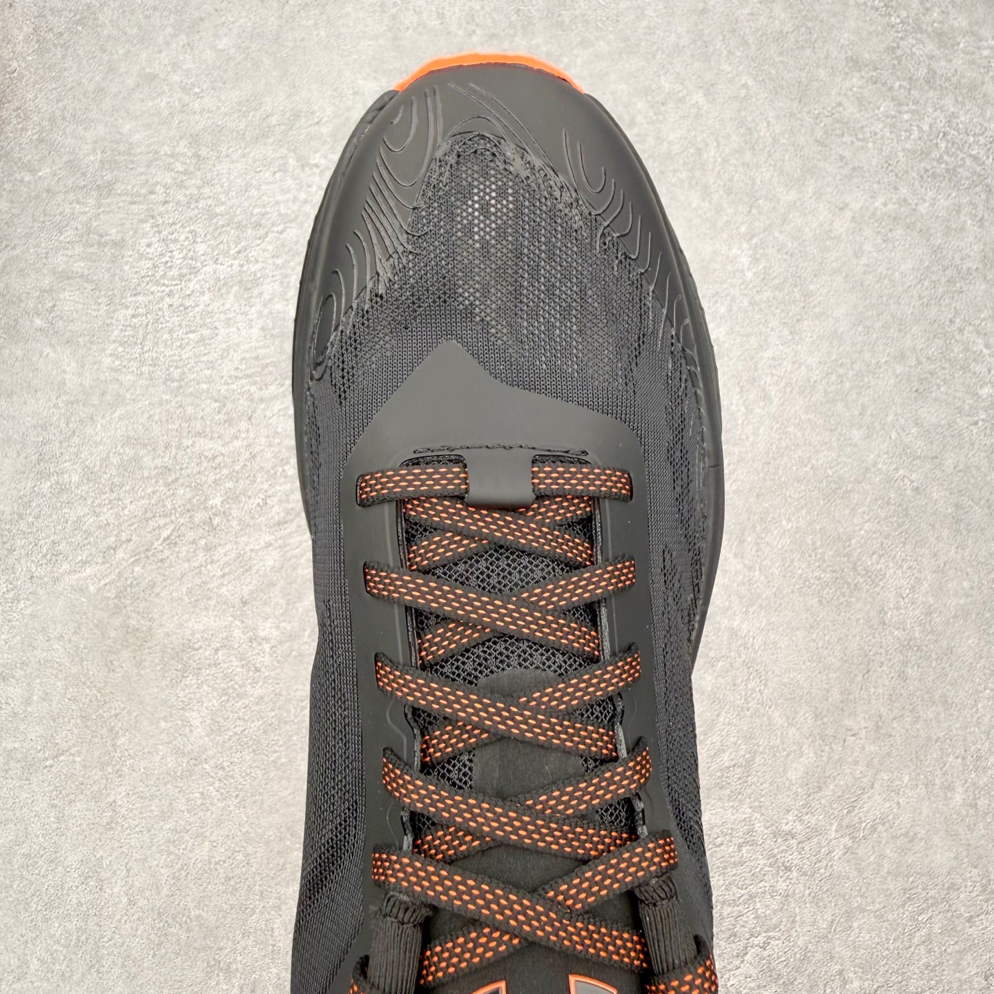 Under Armour UA安德玛户外运动舒适越野潮流耐磨防滑减震登山徒步鞋 品牌故事 Under A