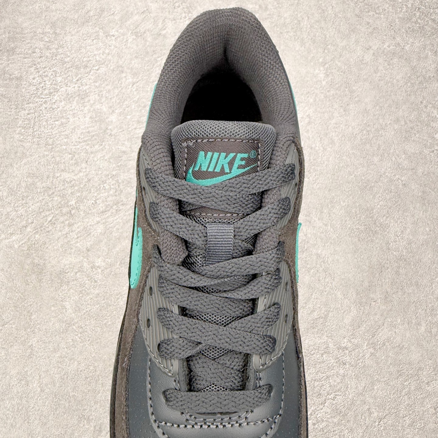 ＃ NK Air MAX 90 气垫复古减震跑步鞋 IF0670-002 经典重温 独家陆续补货 外单专
