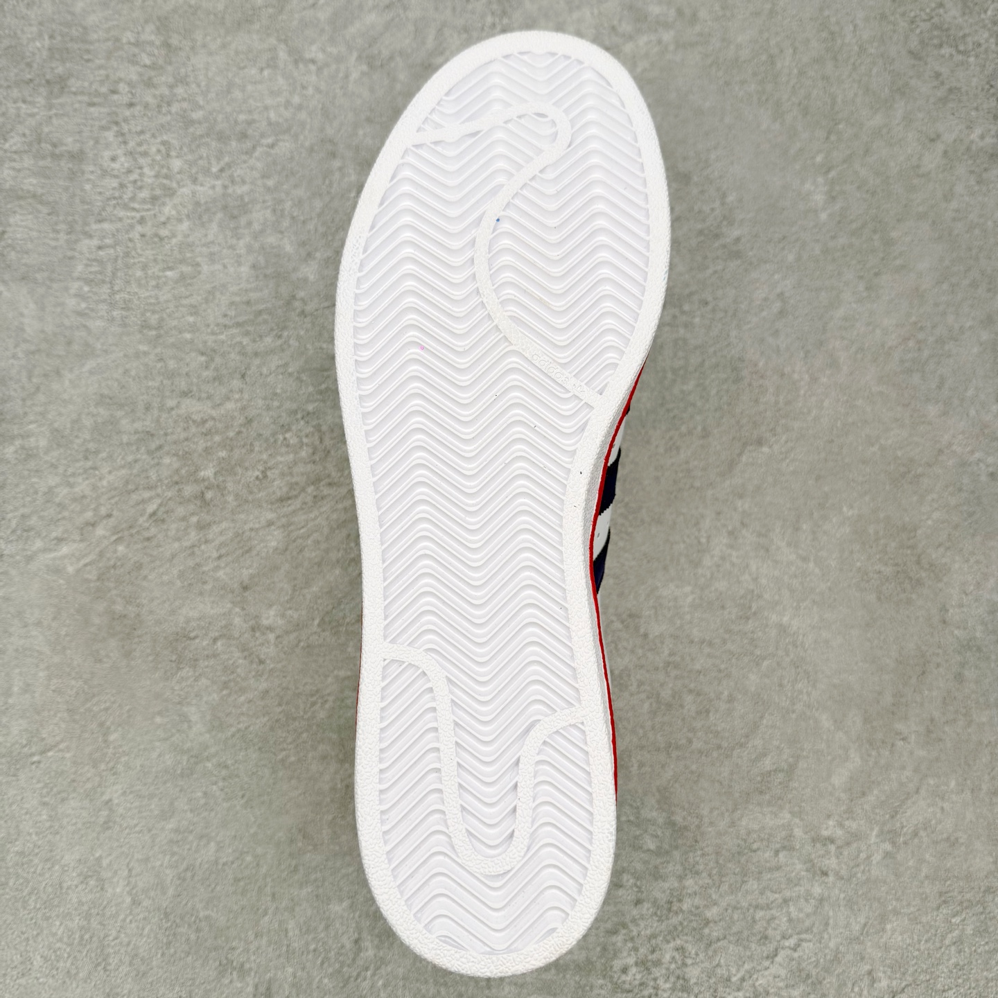 ＃HP虎扑清仓套现‼️AD Originals Superstar 经典复古贝壳头板鞋 圈内知名大厂出品