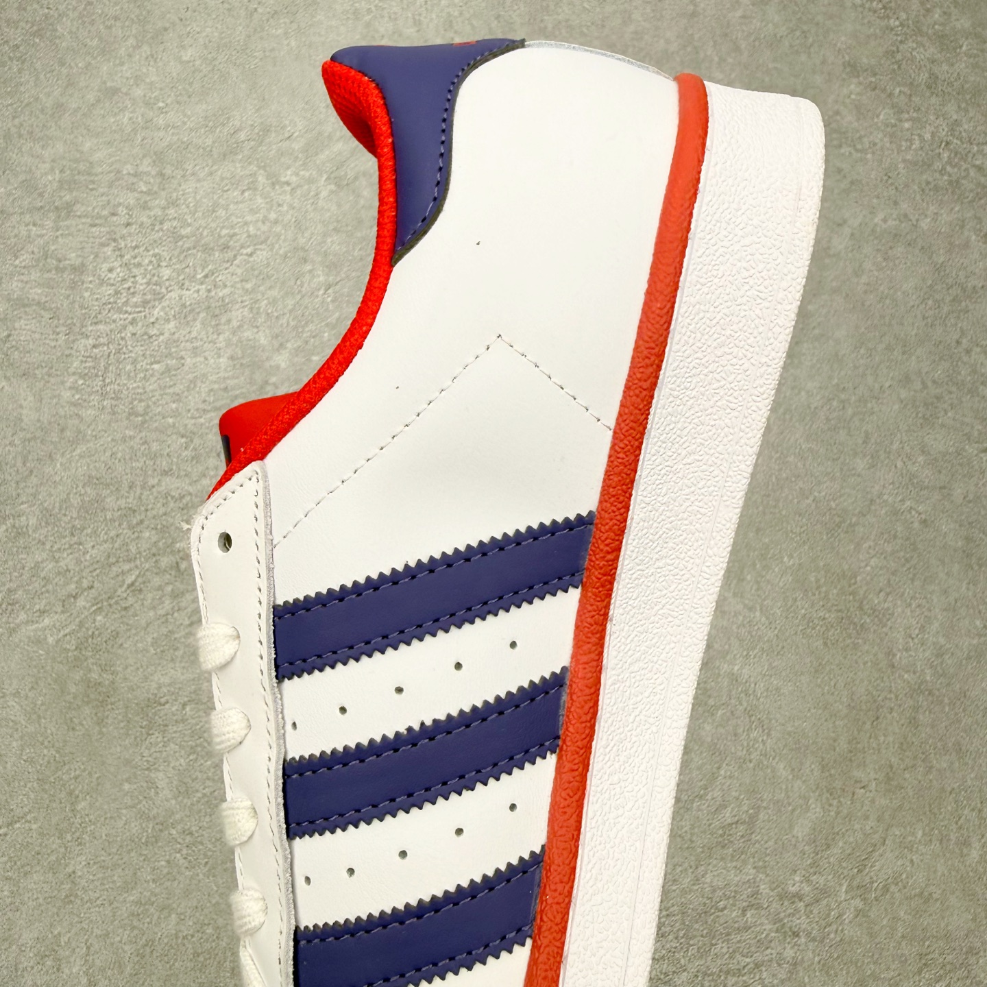 ＃HP虎扑清仓套现‼️AD Originals Superstar 经典复古贝壳头板鞋 圈内知名大厂出品