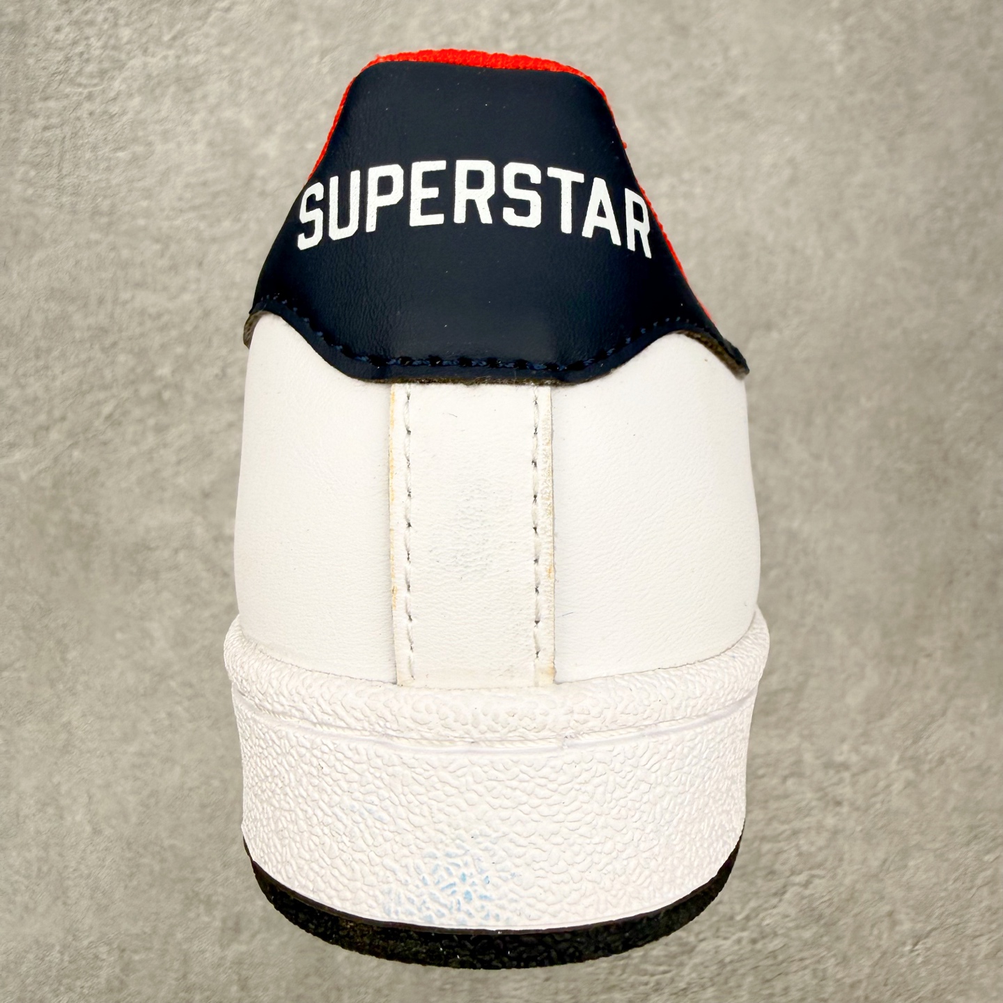 ＃HP虎扑清仓套现‼️AD Originals Superstar 经典复古贝壳头板鞋 圈内知名大厂出品