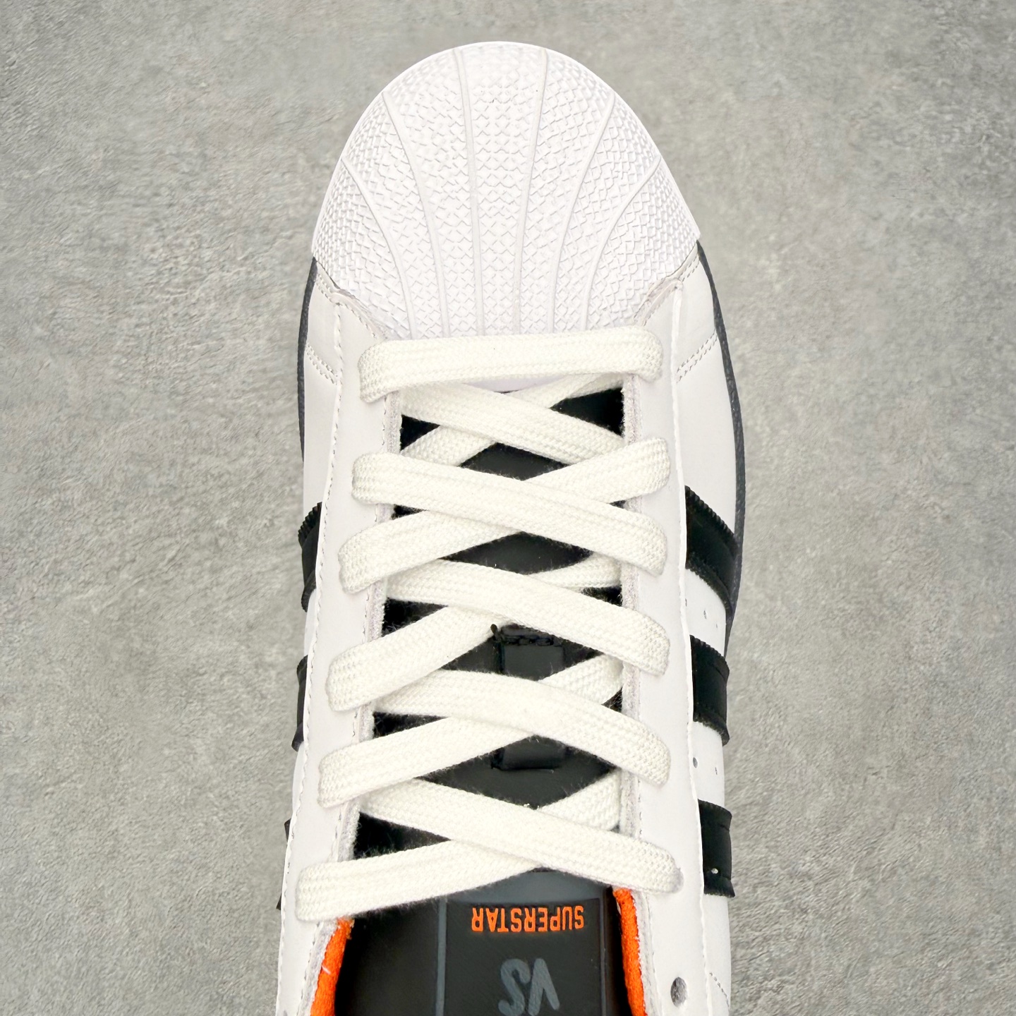 ＃HP虎扑清仓套现‼️AD Originals Superstar 经典复古贝壳头板鞋 圈内知名大厂出品