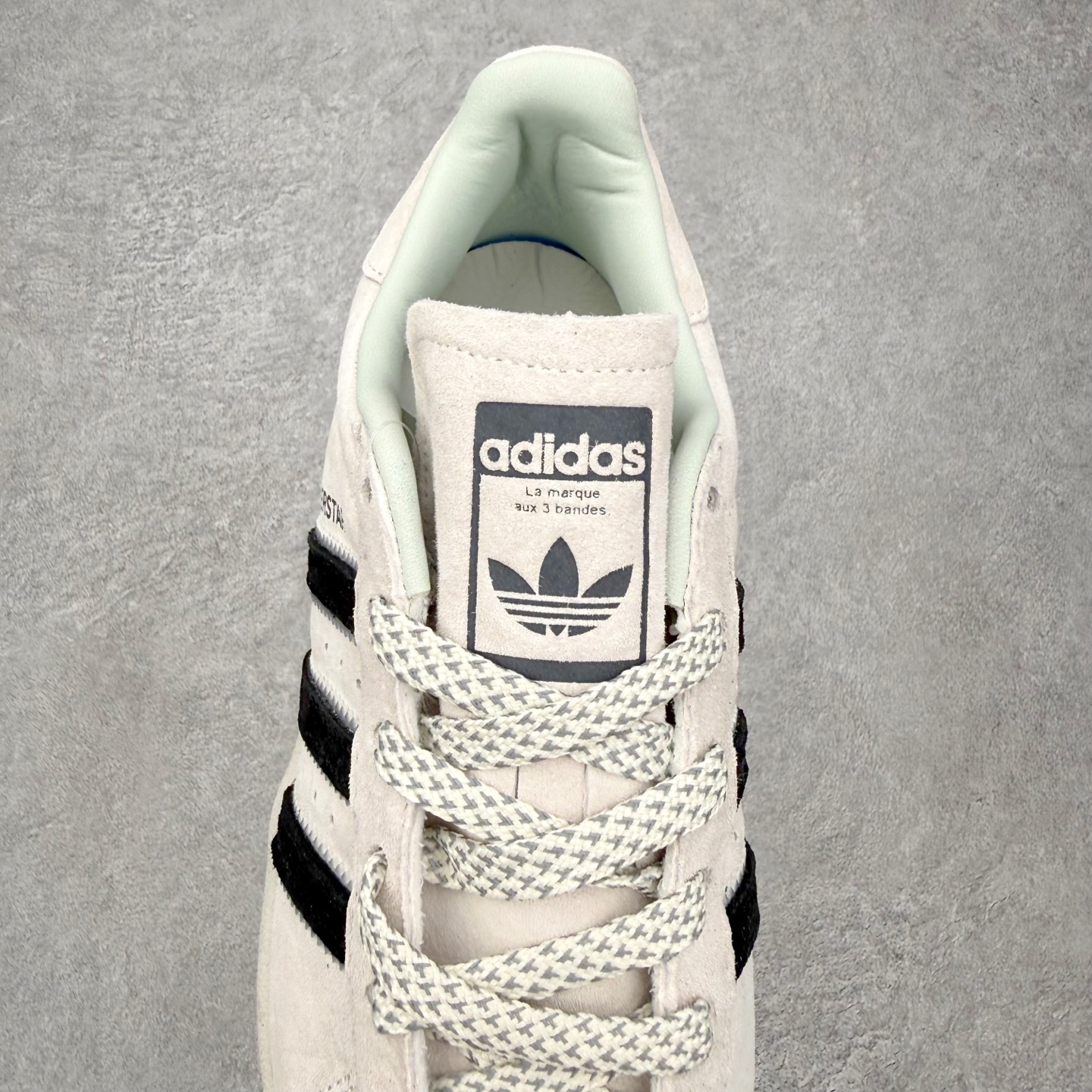 ＃HP虎扑清仓套现‼️AD Originals Superstar 经典复古贝壳头板鞋 圈内知名大厂出品
