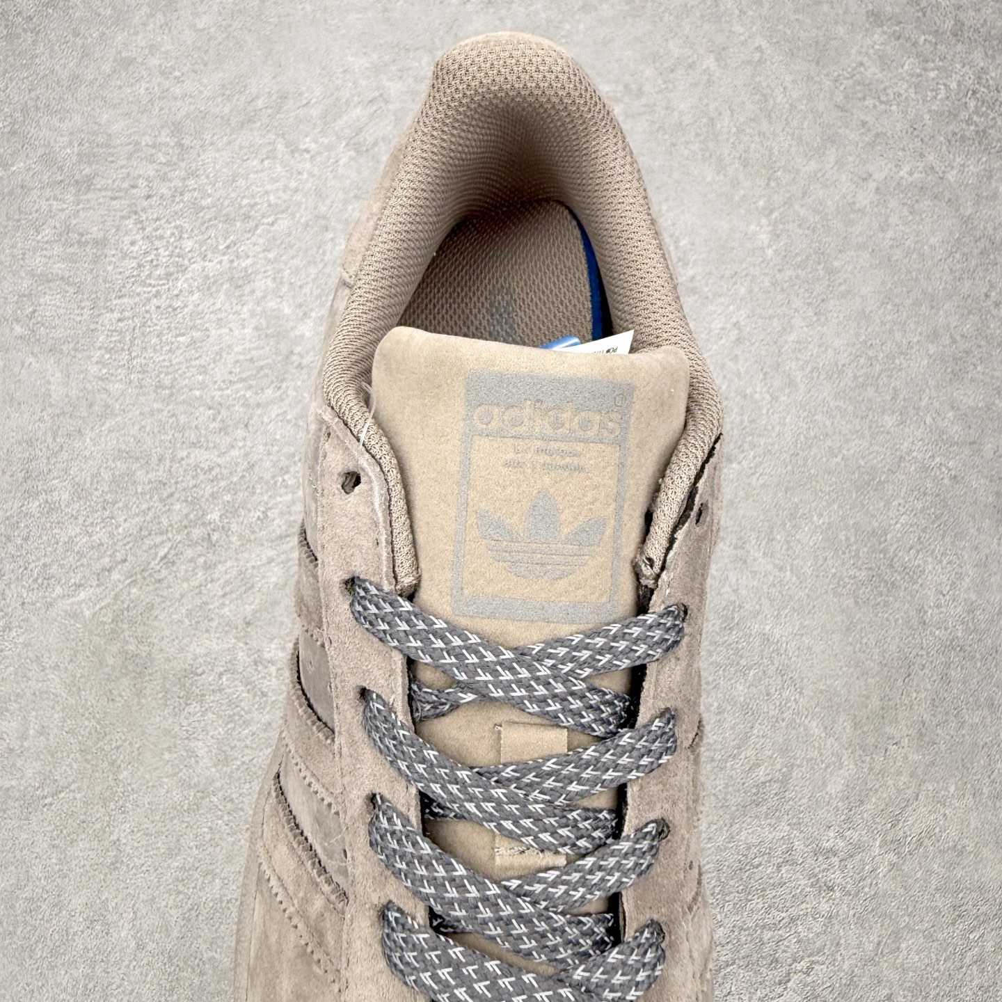 ＃HP虎扑清仓套现‼️AD Originals Superstar 经典复古贝壳头板鞋 圈内知名大厂出品