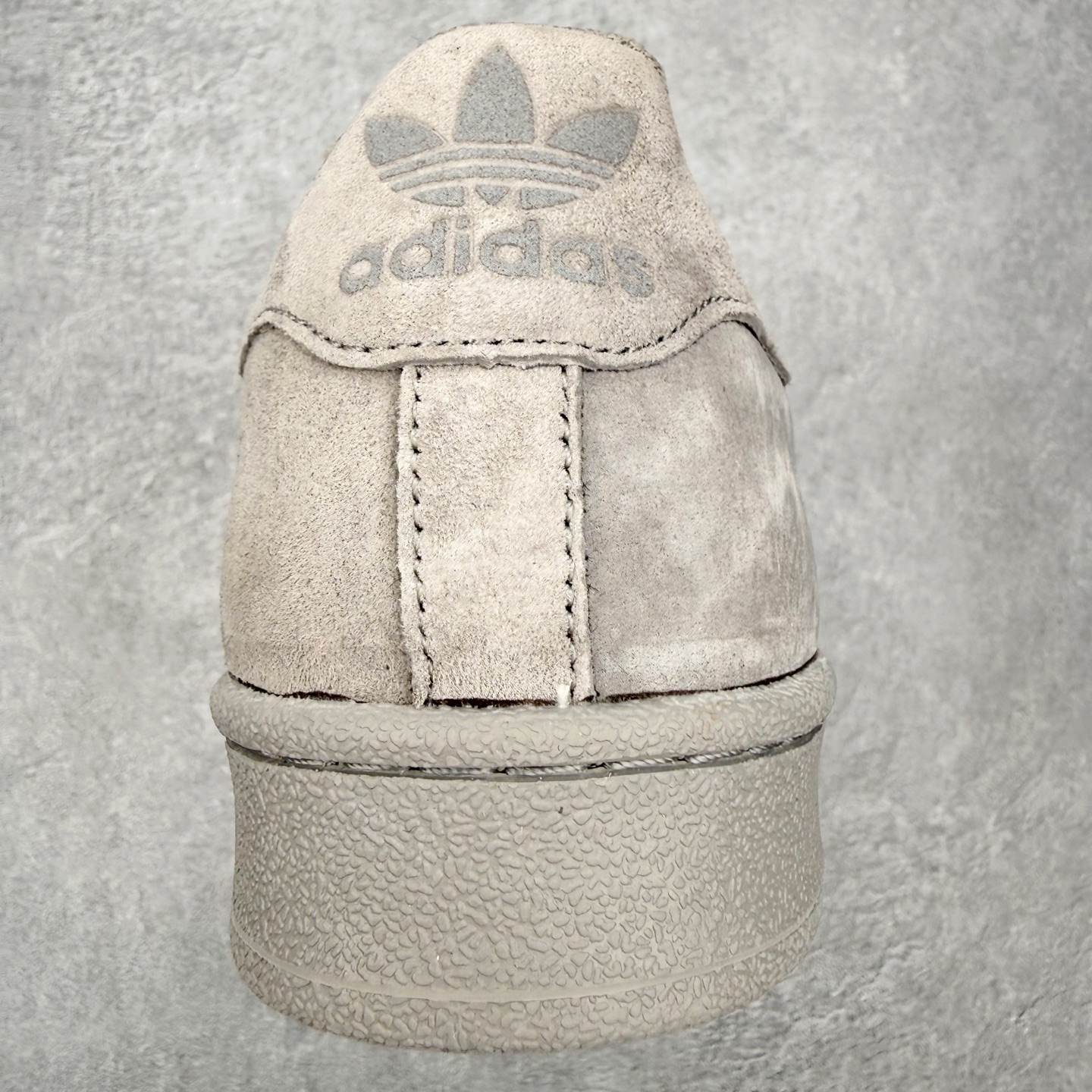 ＃HP虎扑清仓套现‼️AD Originals Superstar 经典复古贝壳头板鞋 圈内知名大厂出品