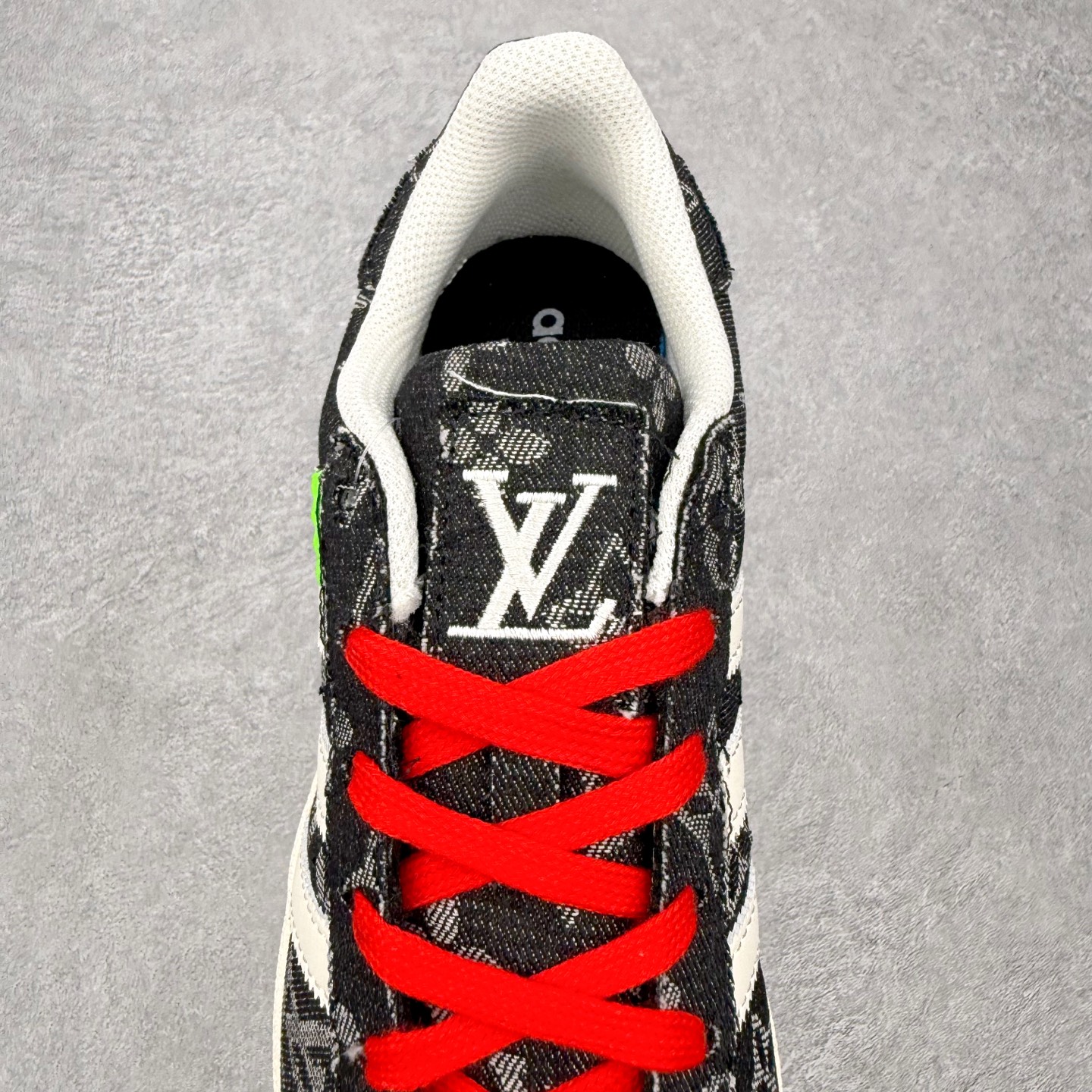＃HP虎扑清仓套现‼️AD Originals Superstar 经典复古贝壳头板鞋 圈内知名大厂出品