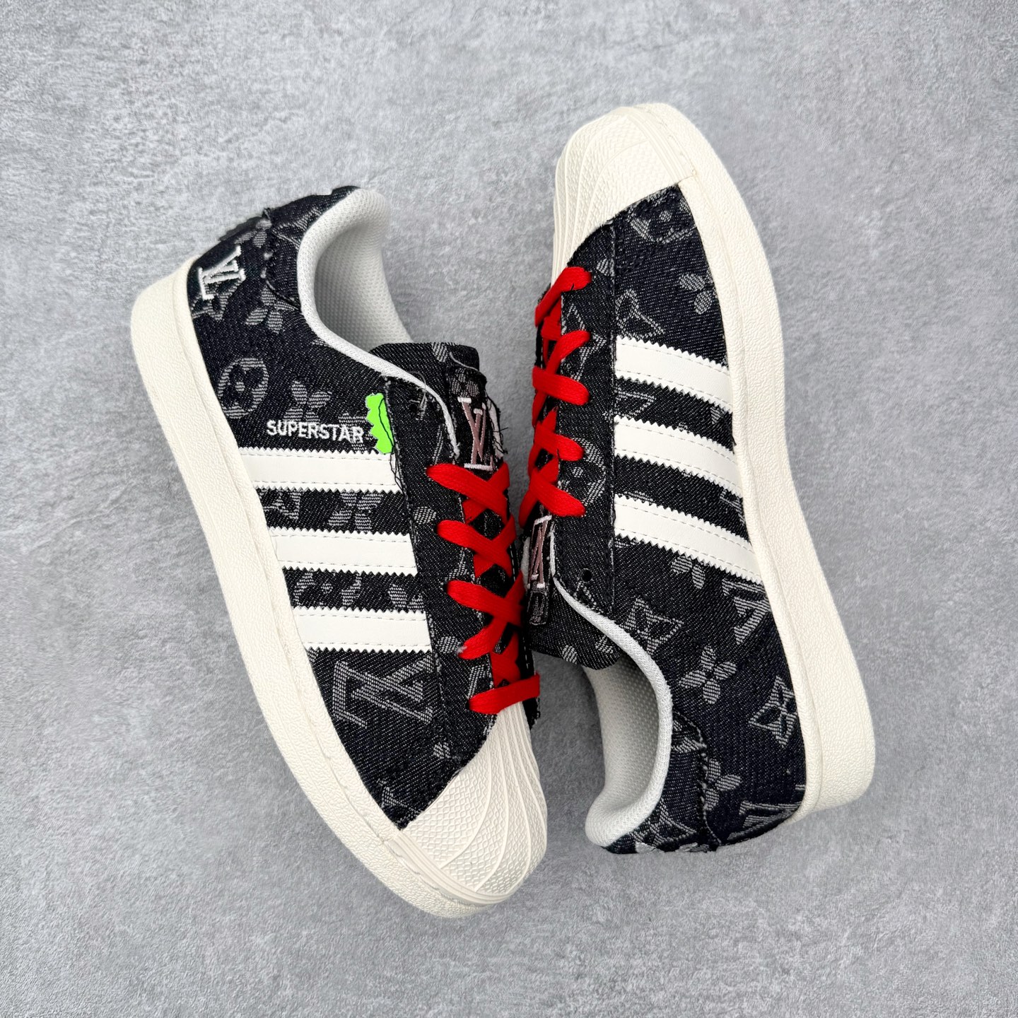 ＃HP虎扑清仓套现‼️AD Originals Superstar 经典复古贝壳头板鞋 圈内知名大厂出品